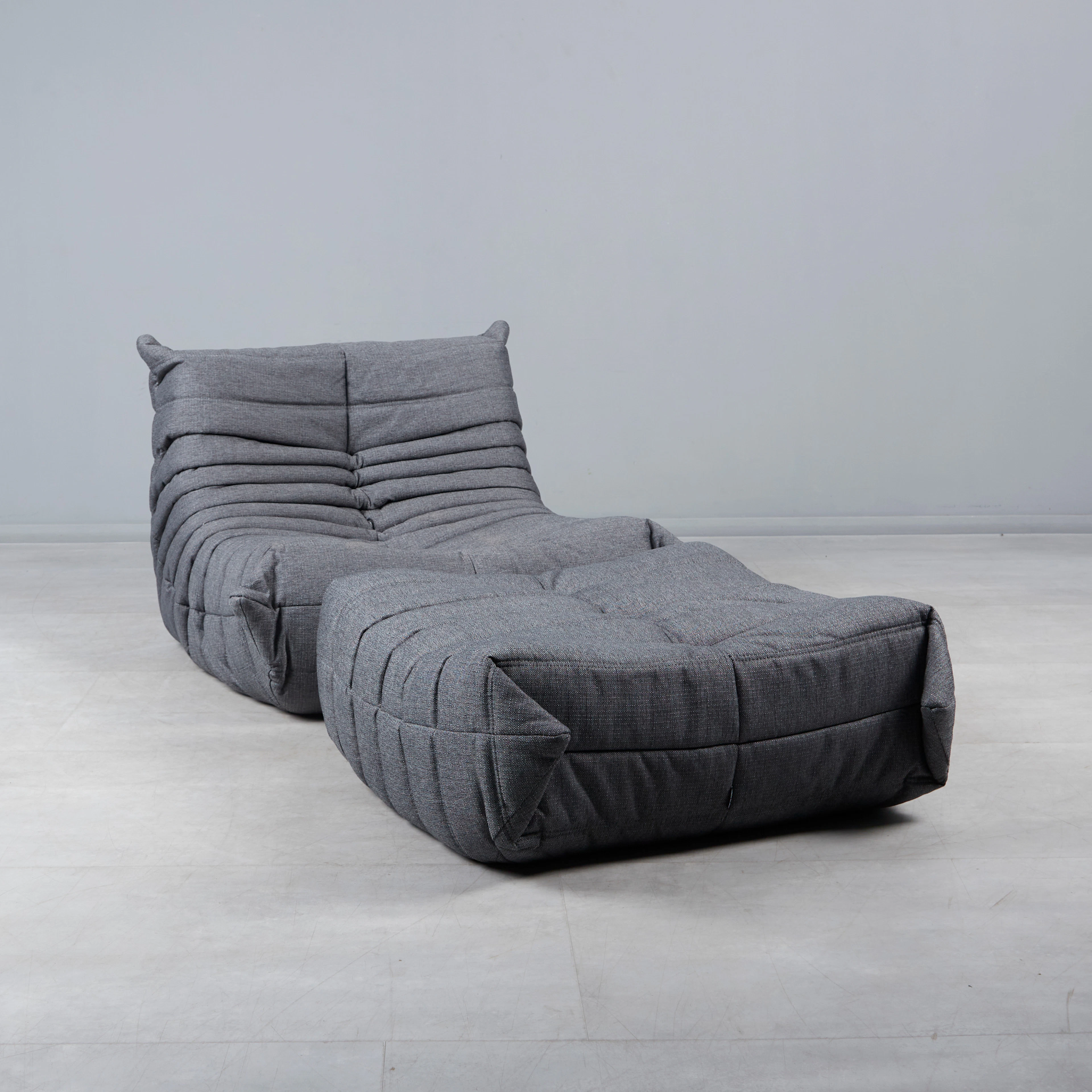 MICHEL DUCAROY. Ligne Roset, Sessel / Lounge Chair mit Ottomane, Modell