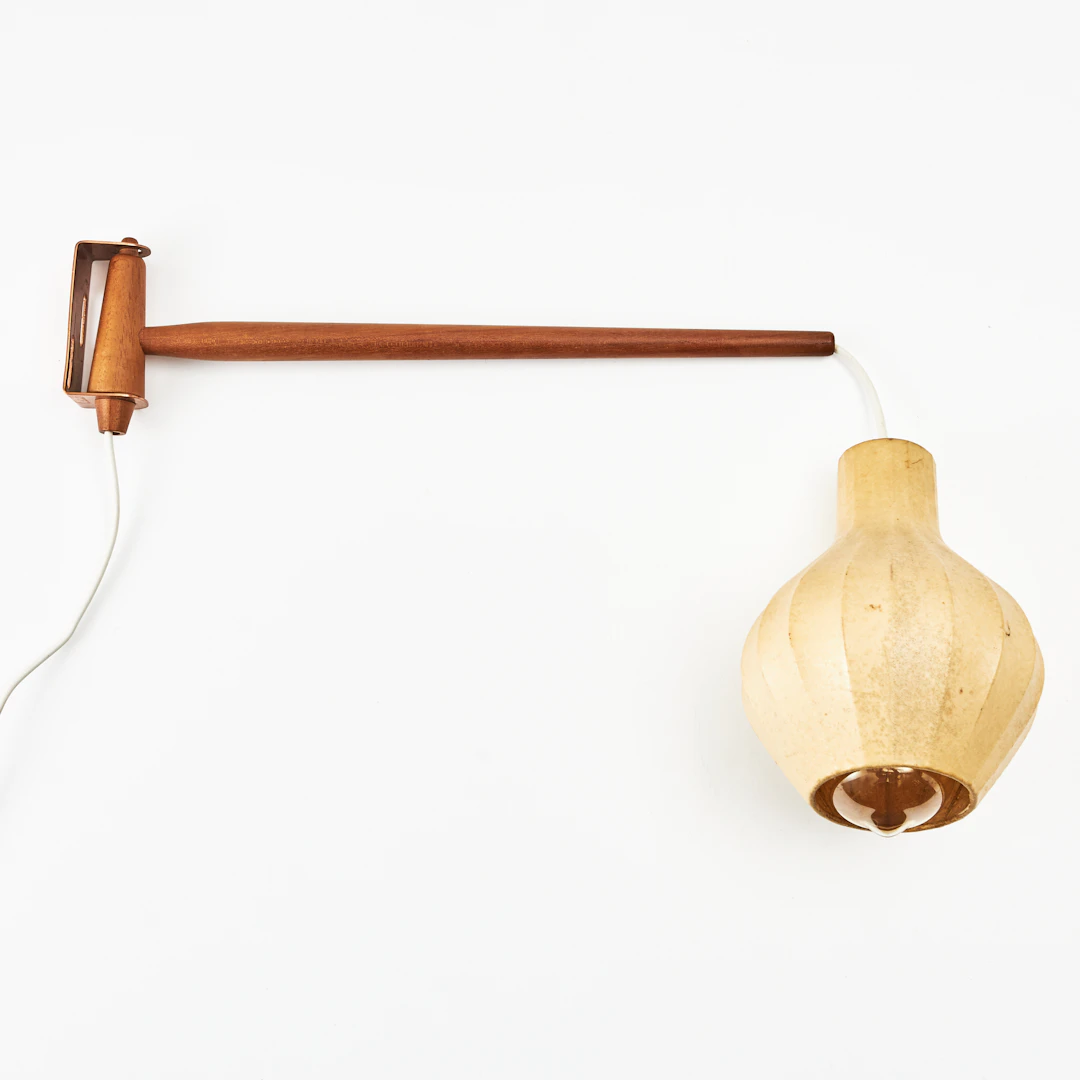 HANS-AGNE JAKOBSSON, vägglampa i teak, 1900-talets tredje kvartal.