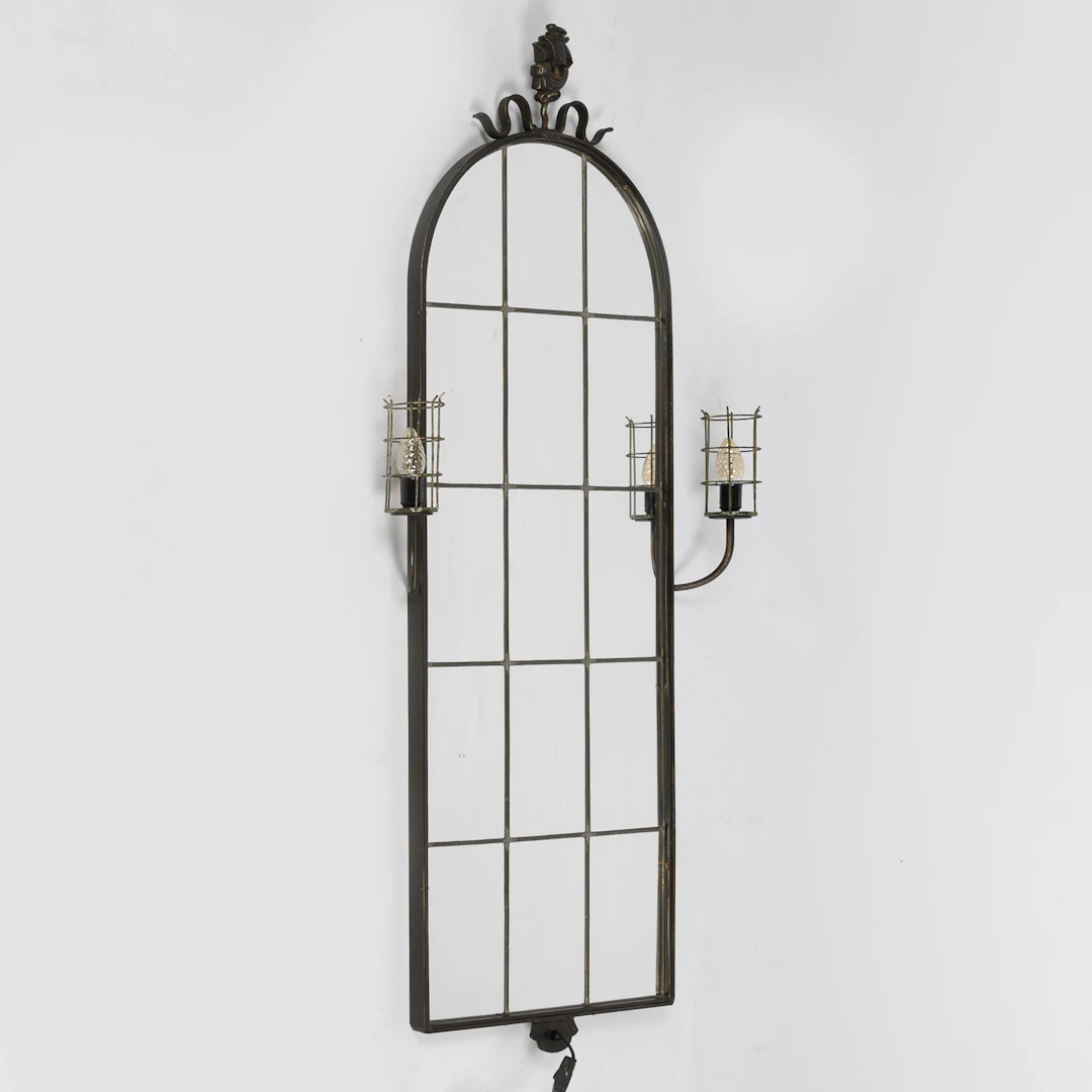 BJERKÅS ARMATUR. Spegel med belysning, Swedish modern, Göteborg, 1940-tal.