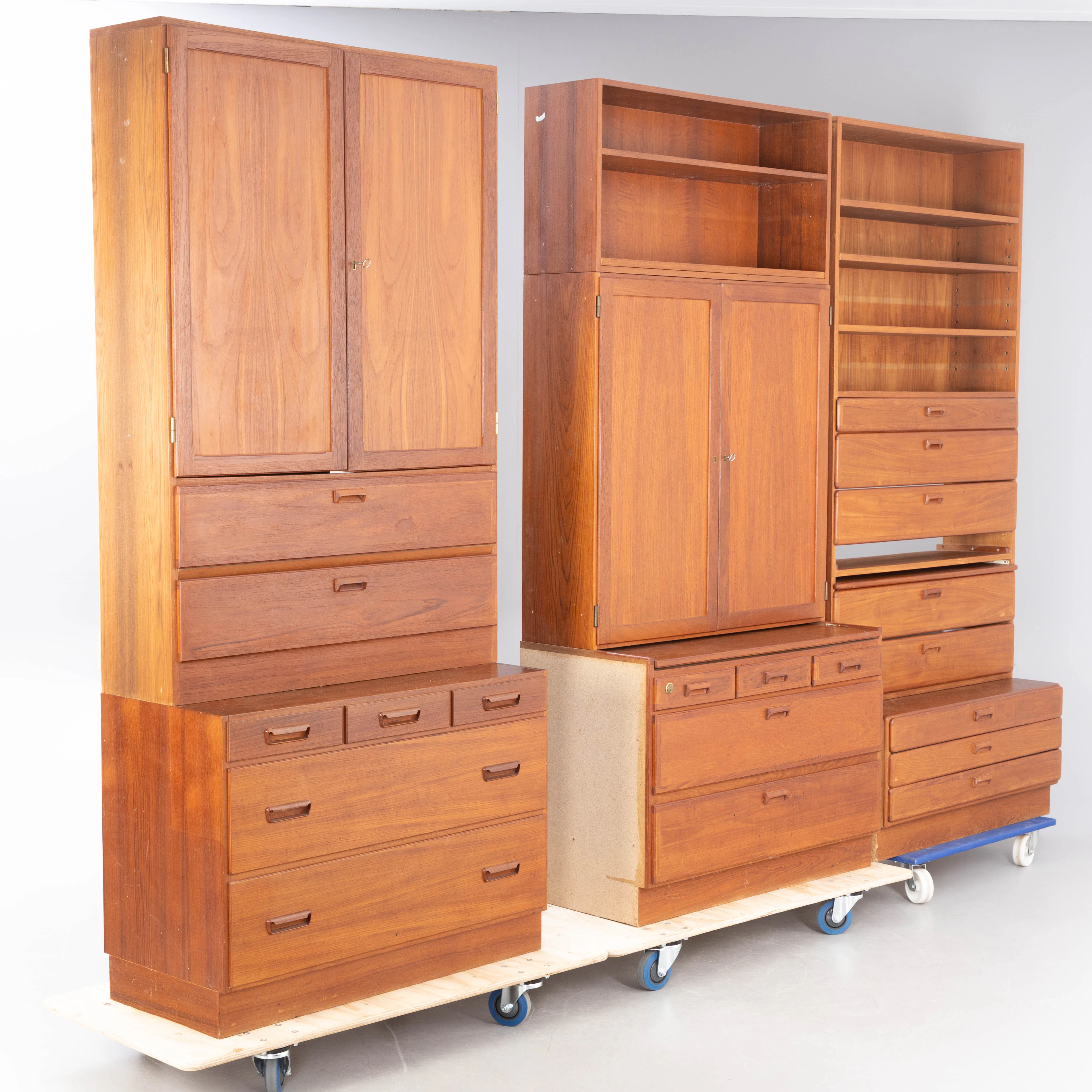 Børge Jensen & Sønner, Schrankwand / Regalsystem in Teak für Bernstorffsminde