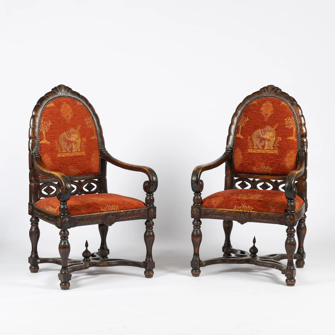KARMSTOLAR, ett par, barockstil, sannolikt orientaliska, 1900-tal.