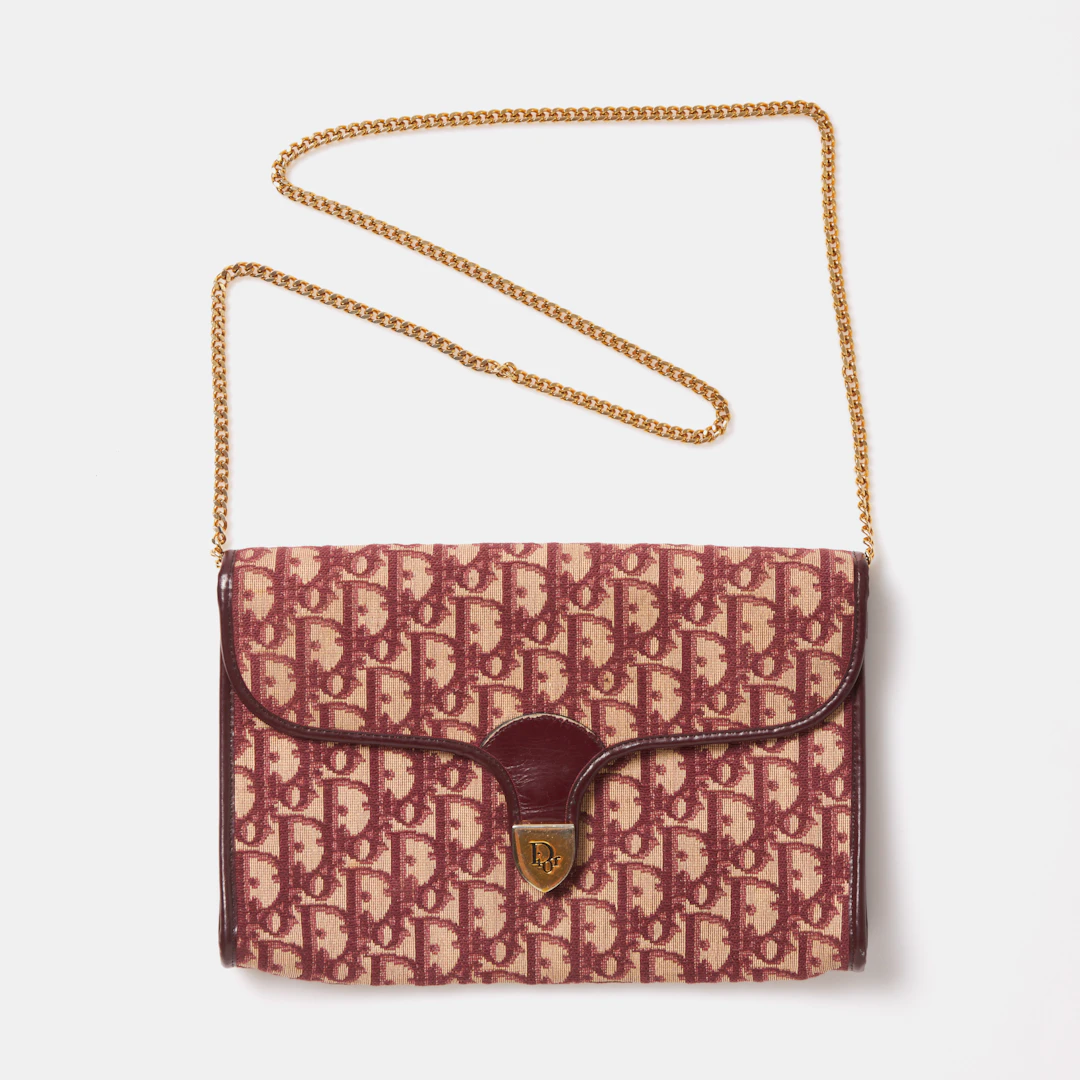 CHRISTIAN DIOR, axelremväska, 1900-talets andra hälft, röd monogramcanvas