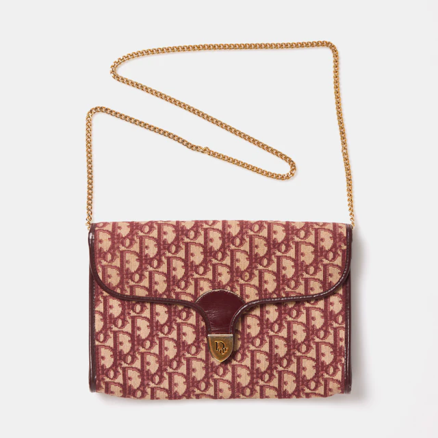 CHRISTIAN DIOR, axelremväska, 1900-talets andra hälft, röd monogramcanvas