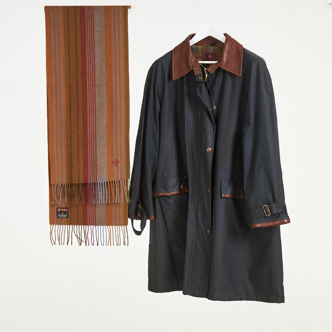 MULBERRY, jacka "Waxed Jacket" samt halsduk i lammull, jacka i storlek XL.