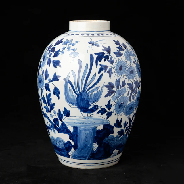 VAS. Fajans, Holland, 1700-tal.