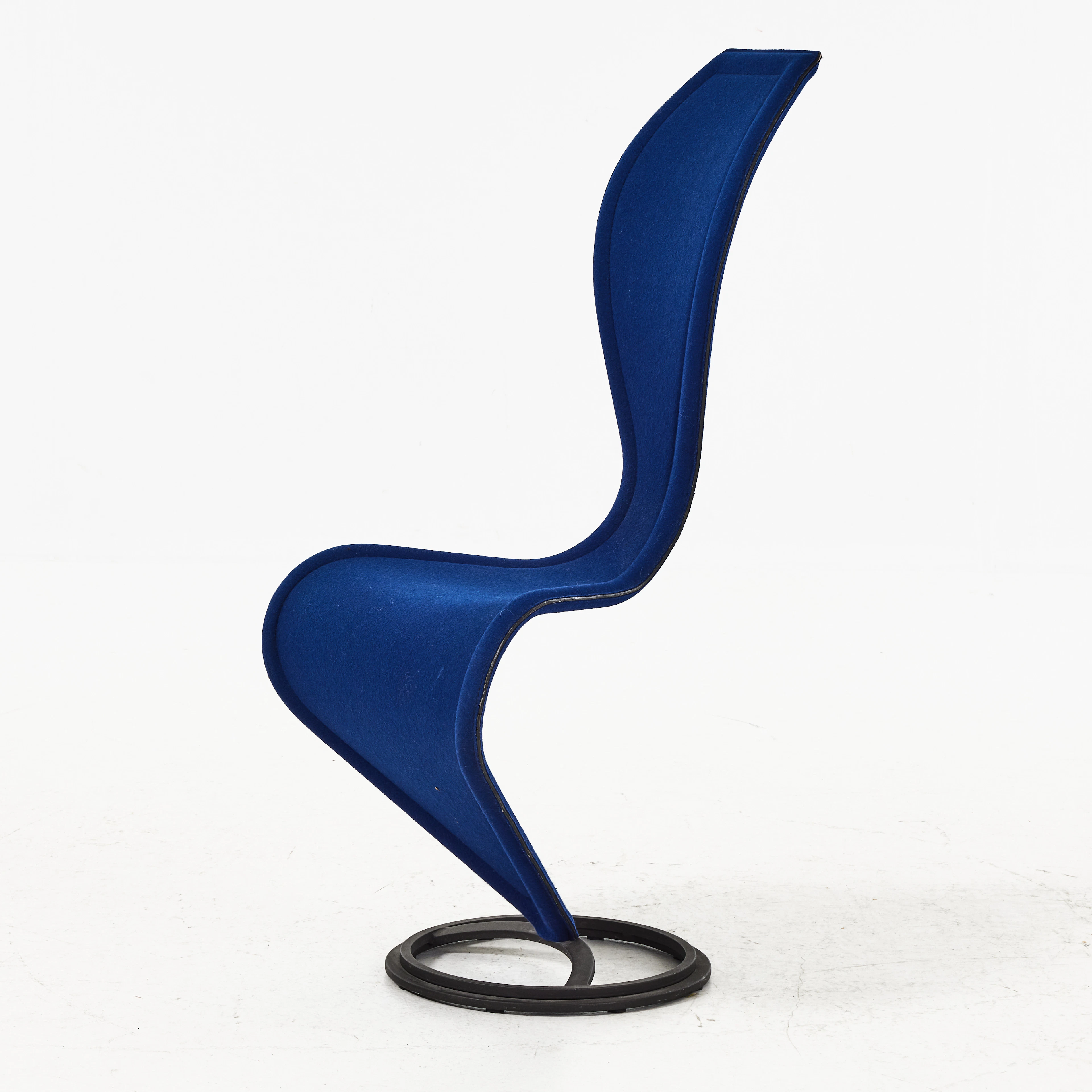 TOM DIXON. Stolen "S-chair" för Cappellini, Italien, designår 1988.