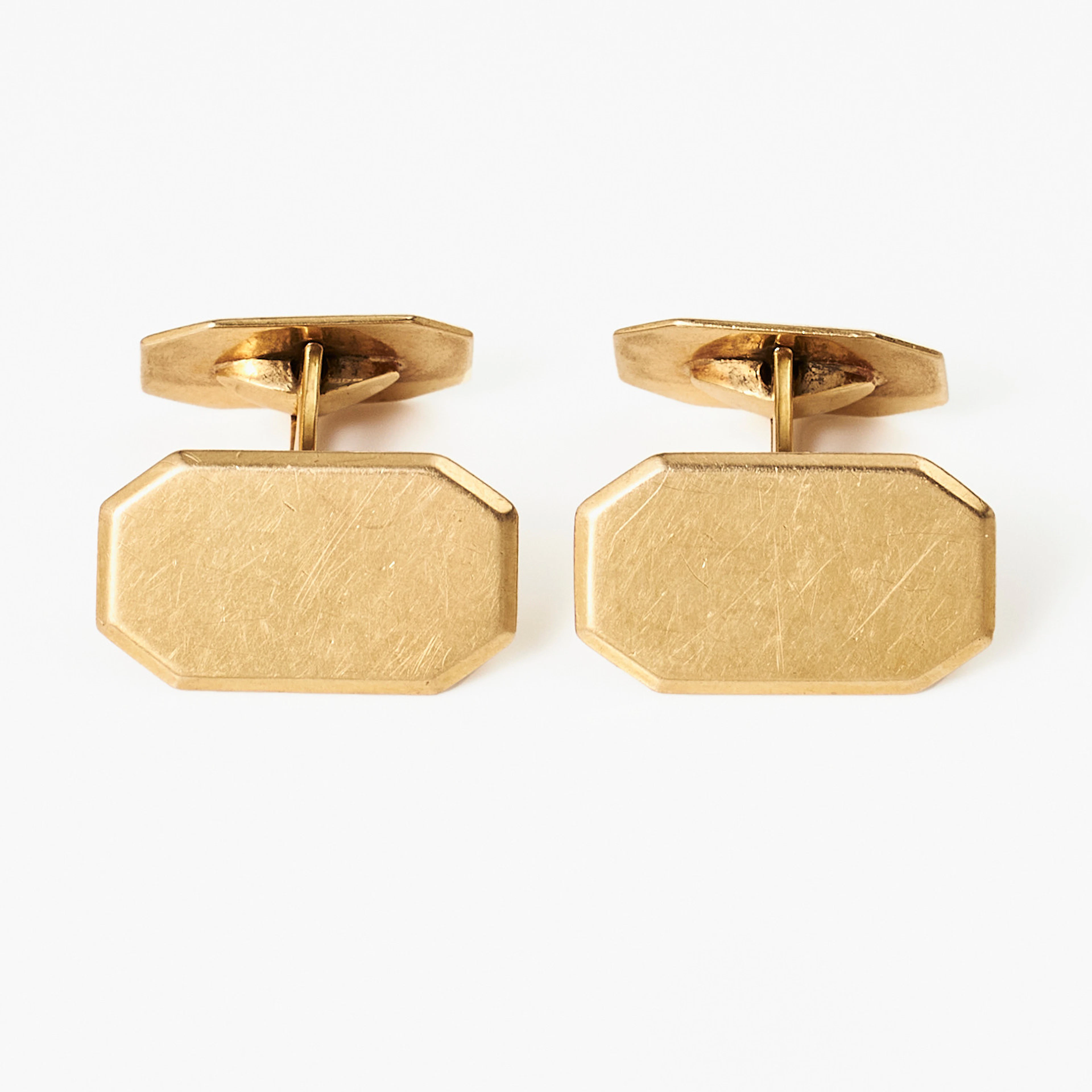 MANSCHETTKNAPPAR, 1 par, 18 k guld, oktagonala släta manschettbrickor