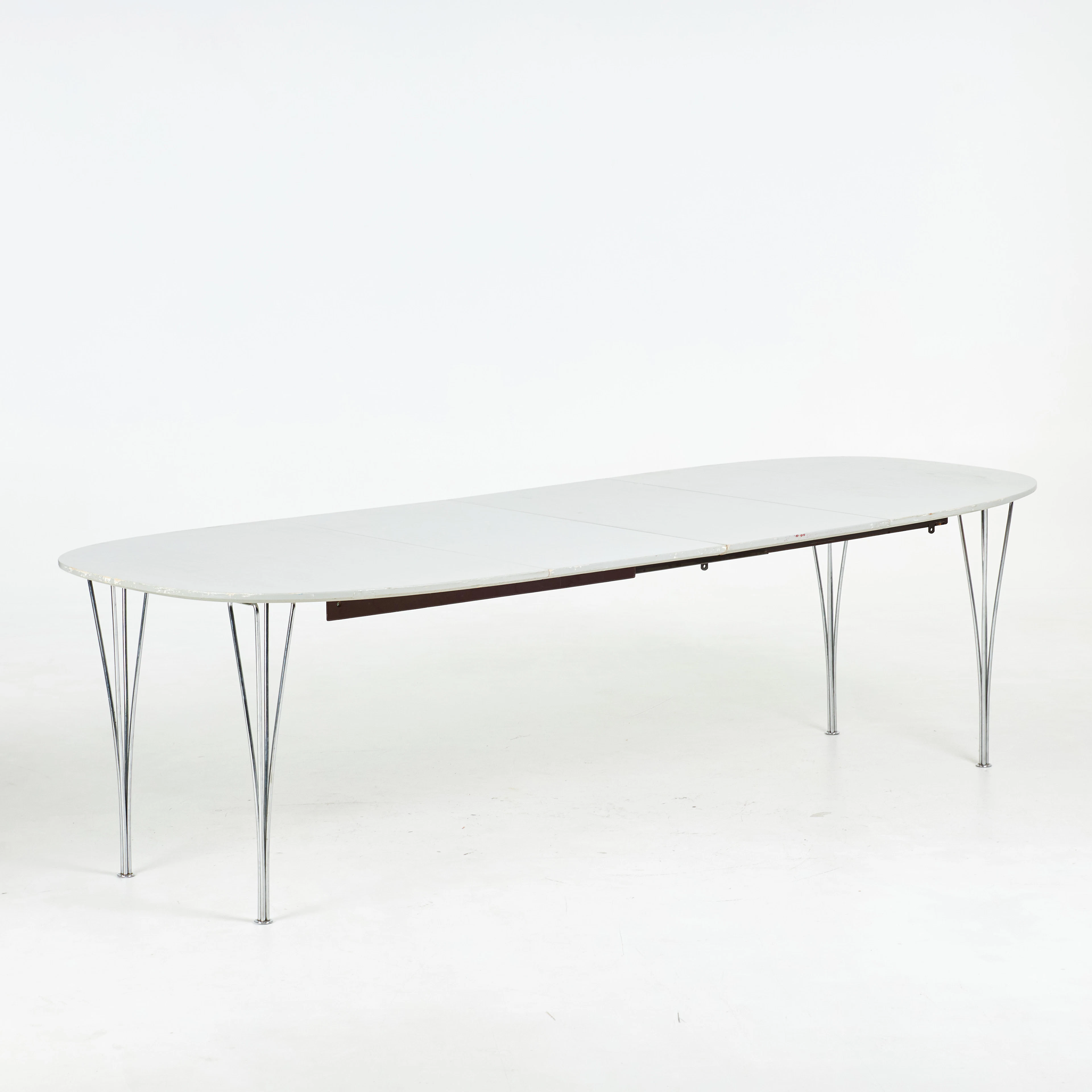 BRUNO MATHSSON & PIET HEIN. "Superellips", Matbord, bemålat, Fritz