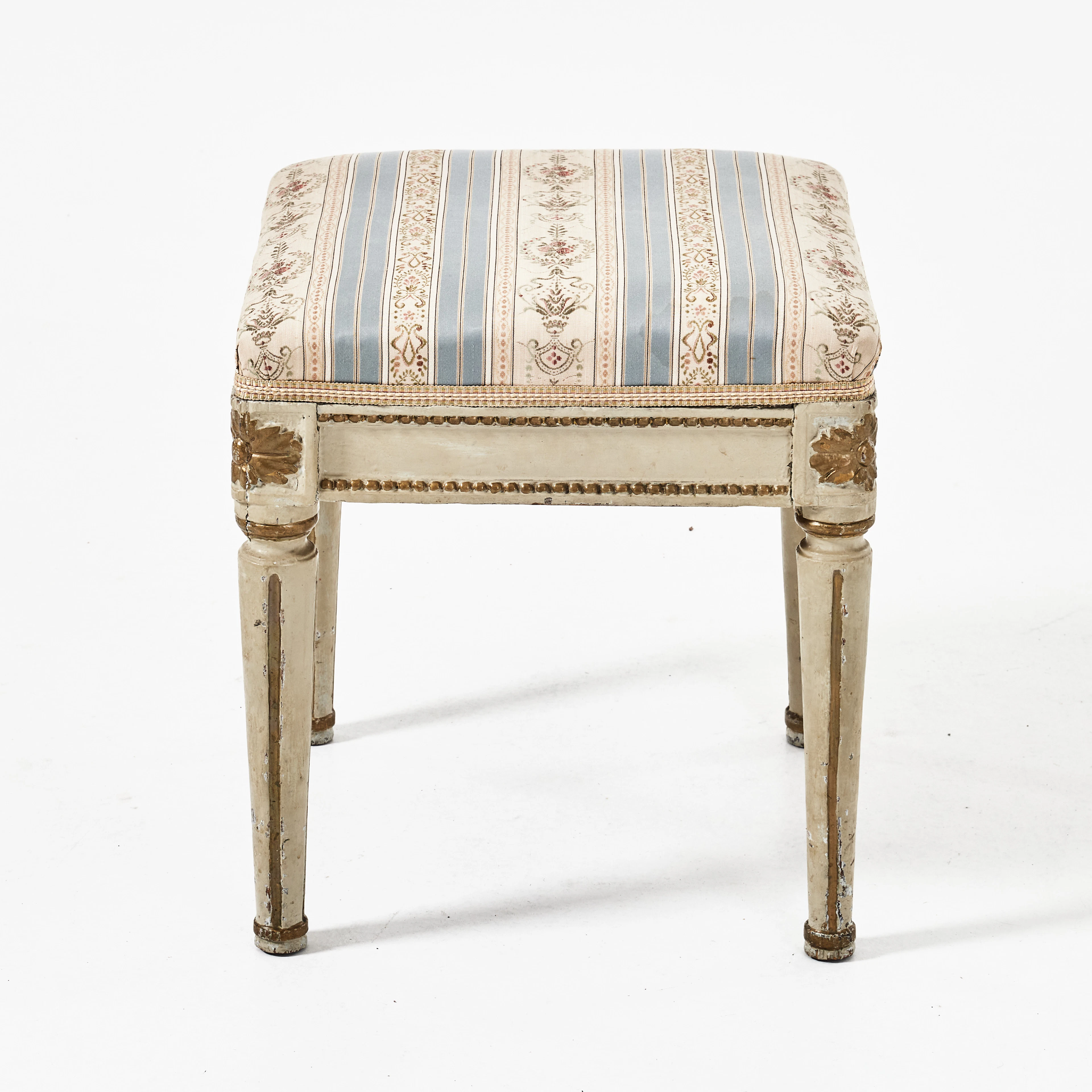 TABURETT, gustaviansk omkring år 1800.