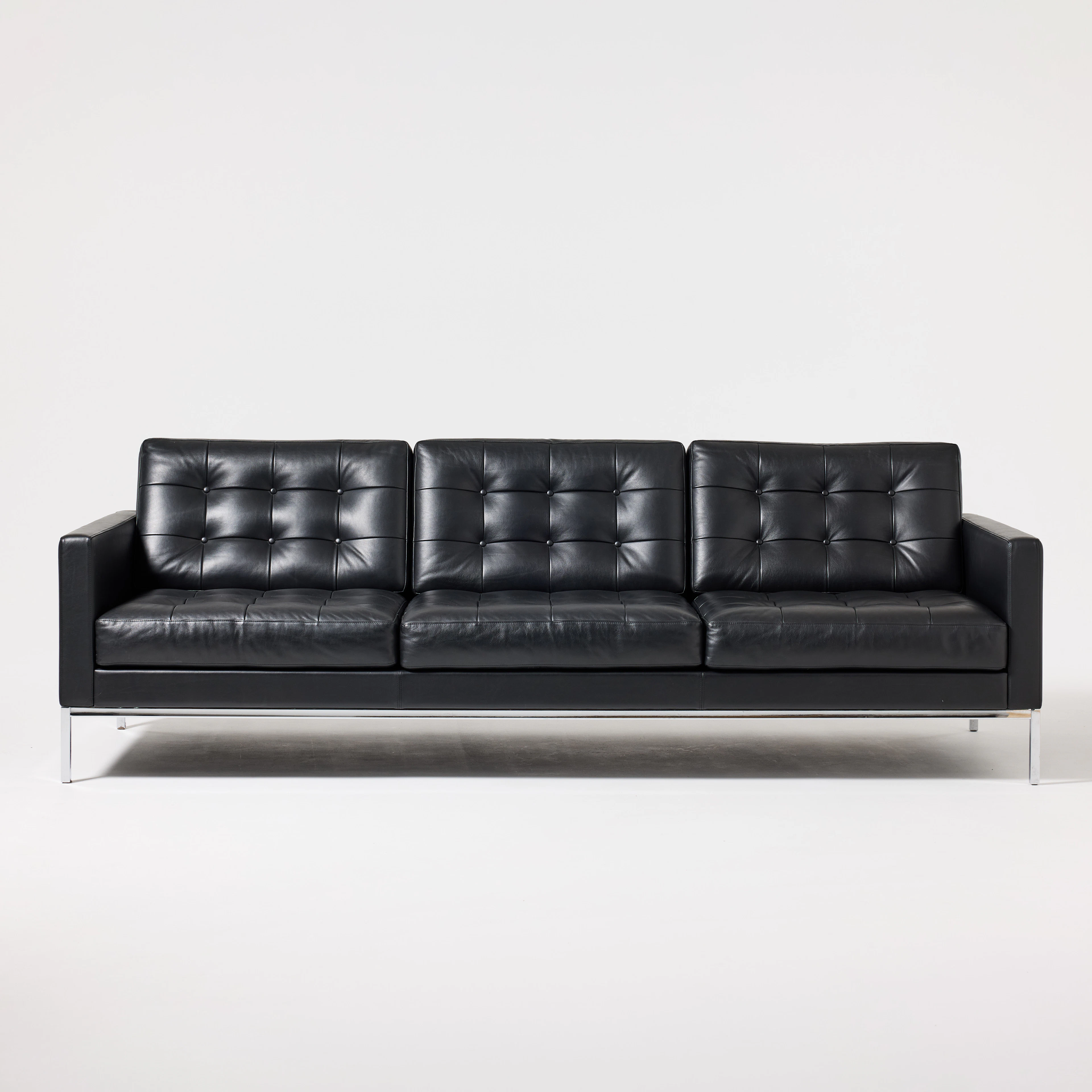 FLORENCE KNOLL. "Relaxed", soffa, KnollStudio, USA, kromat stål och