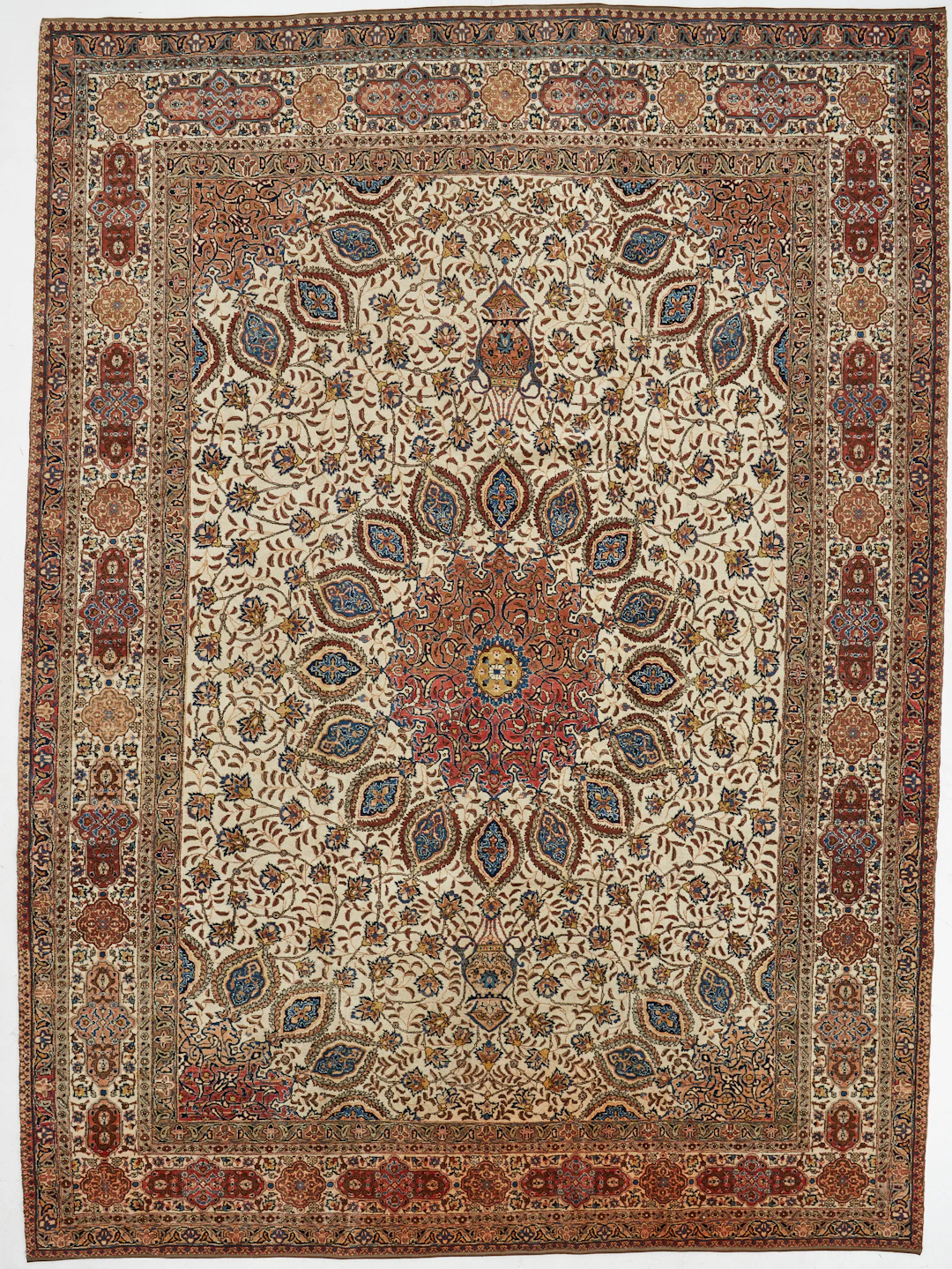 ORIENTMATTA, old, ca 380x272 cm.