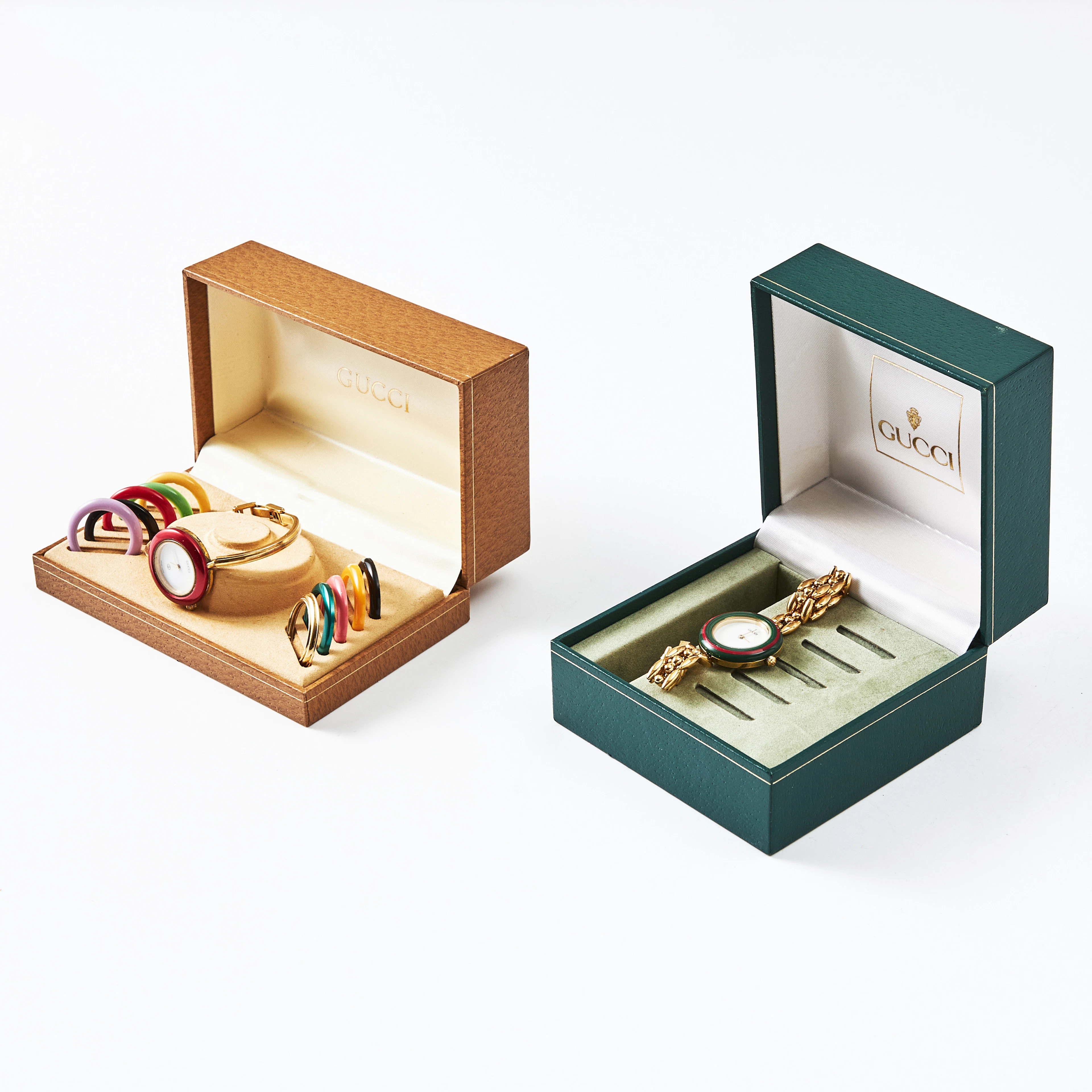 GUCCI, armbandsur, 2 st., quartz, en klocka med utbytbara bezels i
