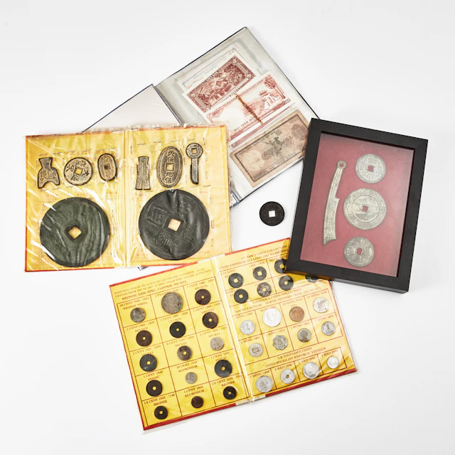 MYNT & SEDLAR, Kina, Vietnam, Thailand, Indokina, tre album samt en tavla.