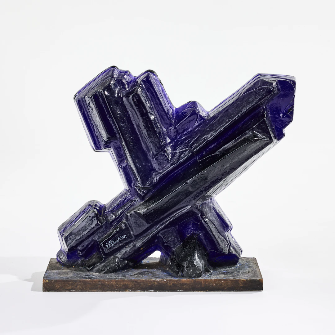 EDVIN ÖHRSTRÖM. Glasskulptur, Lindshammars glasbruk, gjuten glasmassa