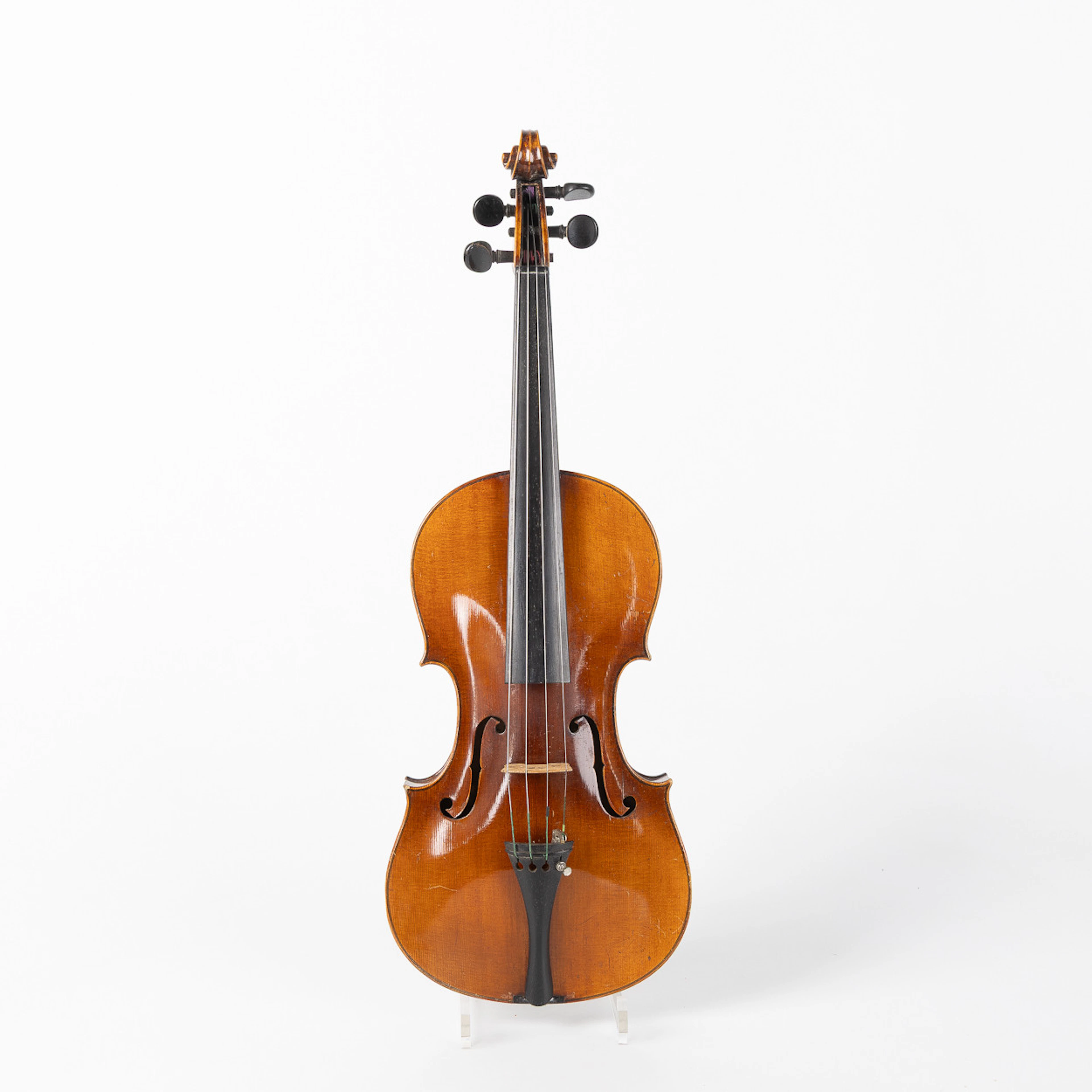 VIOLIN, efter Amati förlaga, tillverkad av Ernst Martins verkstad