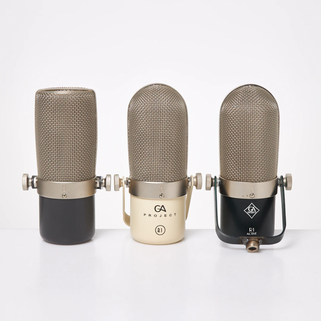 BANDMIKROFONER, 3 st, Golden Age, bl a R1.