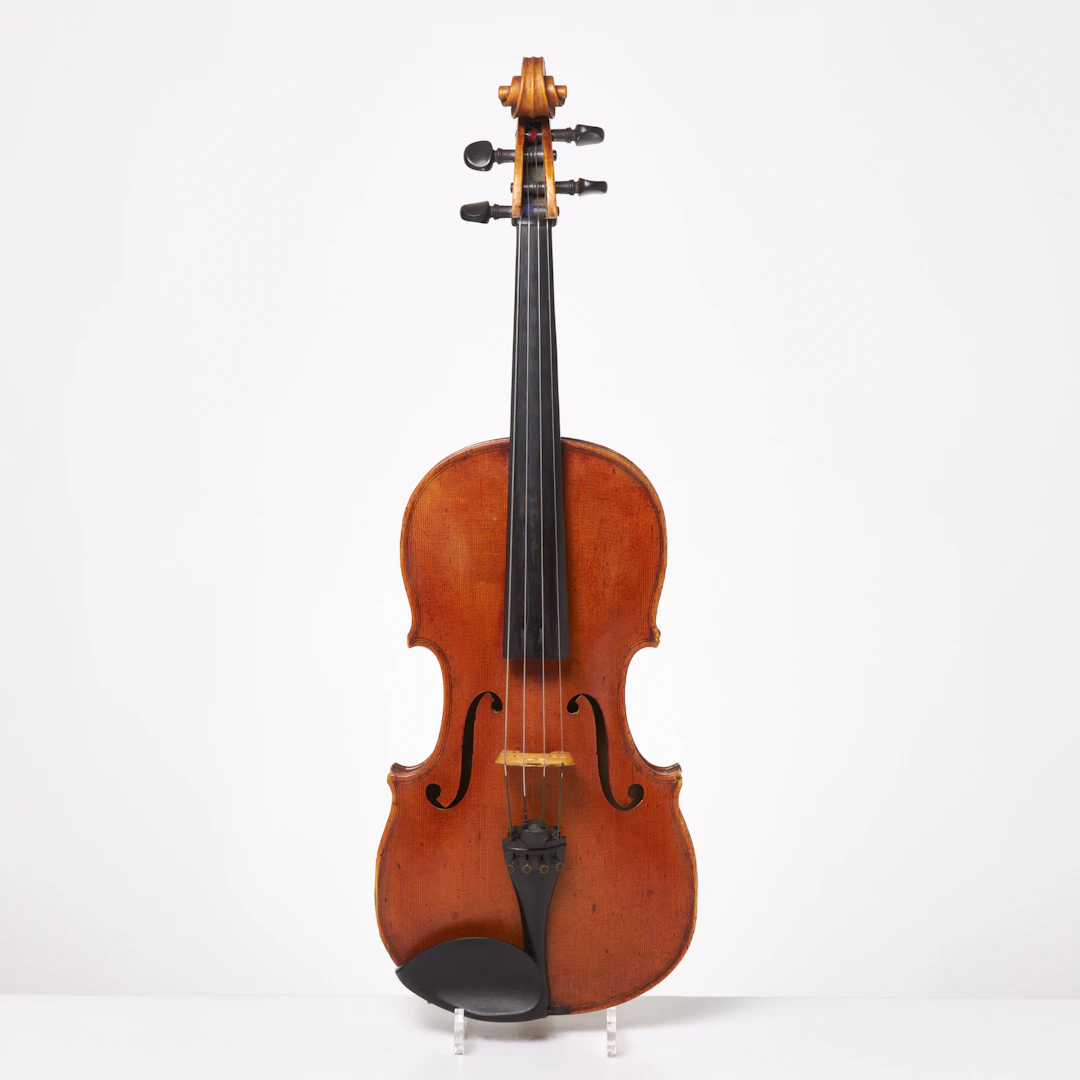 VIOLA. Etikettmärkt "Antonius Comuni/fecit Placentiae Anno 18**"