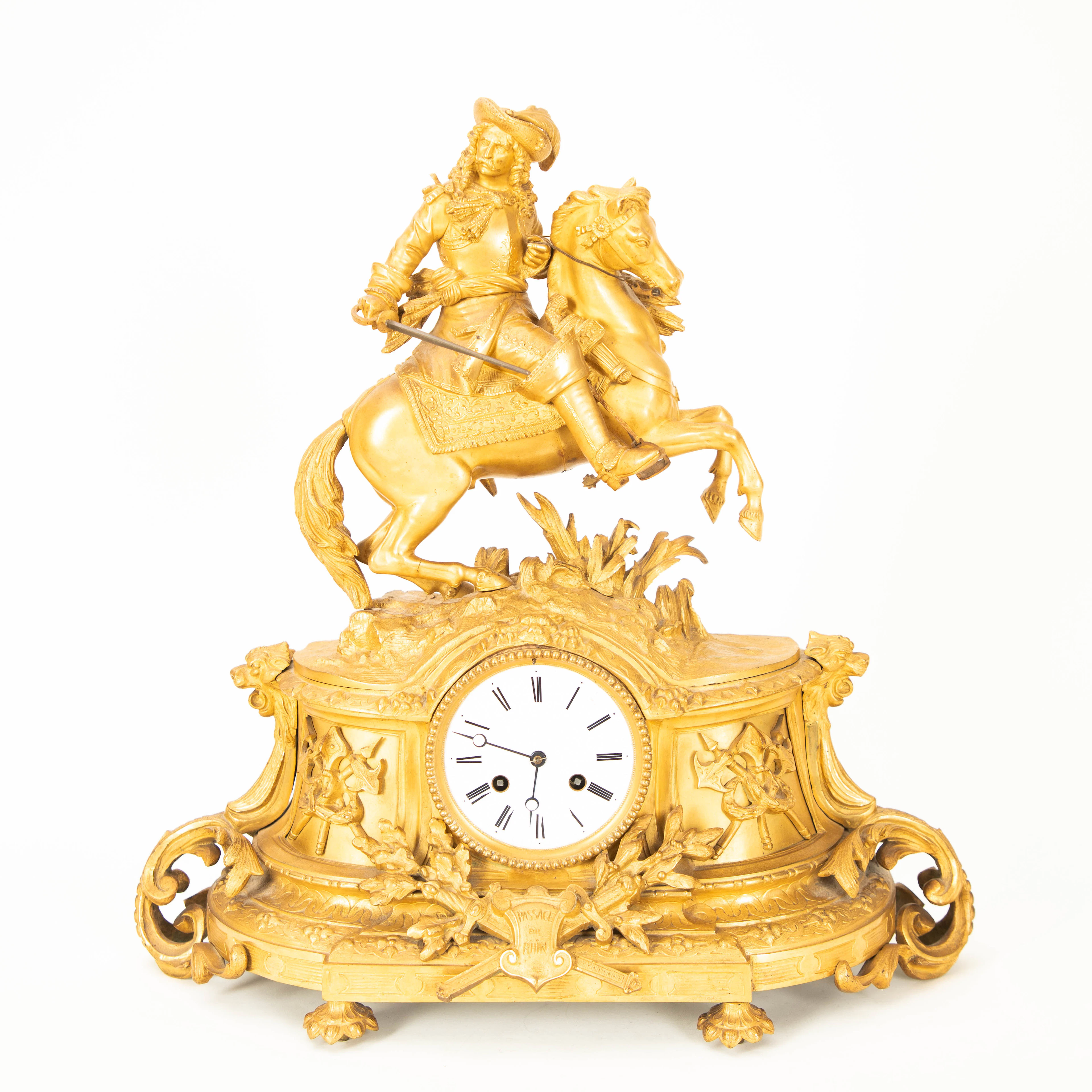 Pendule mir Reiterbekrönung, Frankreich, 19. Jh.