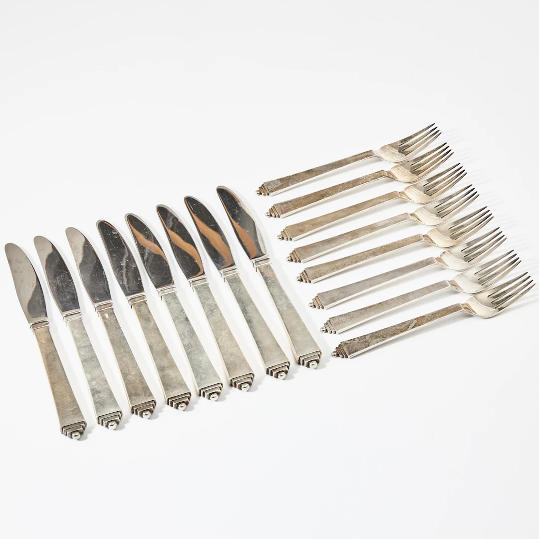 HARALD NIELSEN. Bestick, 16 delar, sterlingsilver, "Pyramid", dessignår