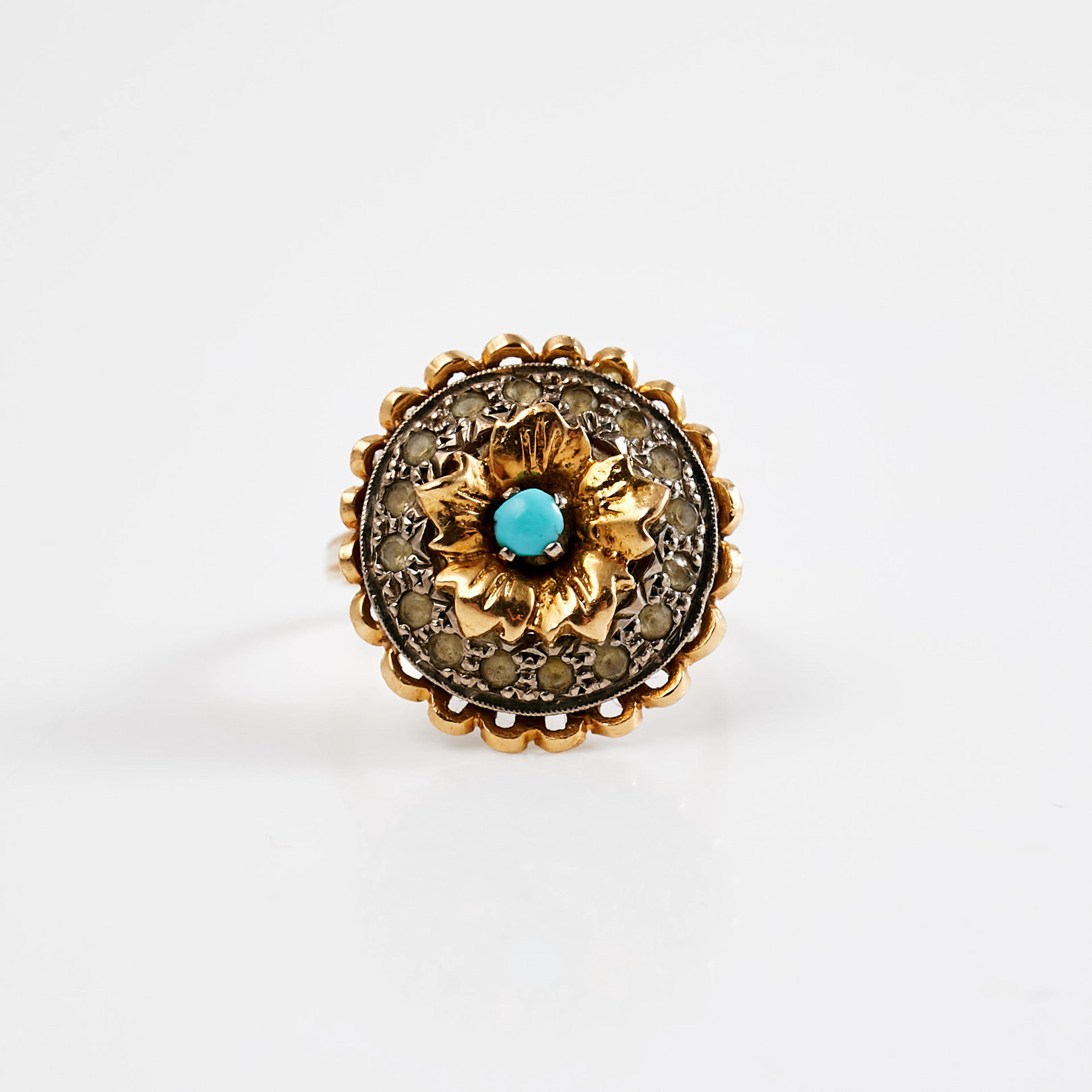 RING, 18 k guld, turkos samt syntetiska safirer, dekor i form av stiliserad