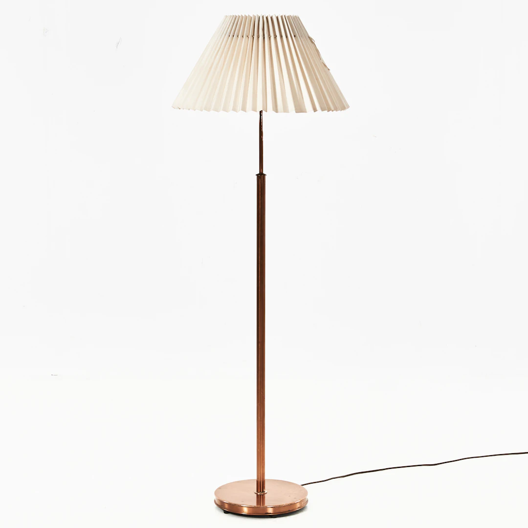 JOSEF FRANK. Golvlampa modell 2148 för Firma Svenskt Tenn.