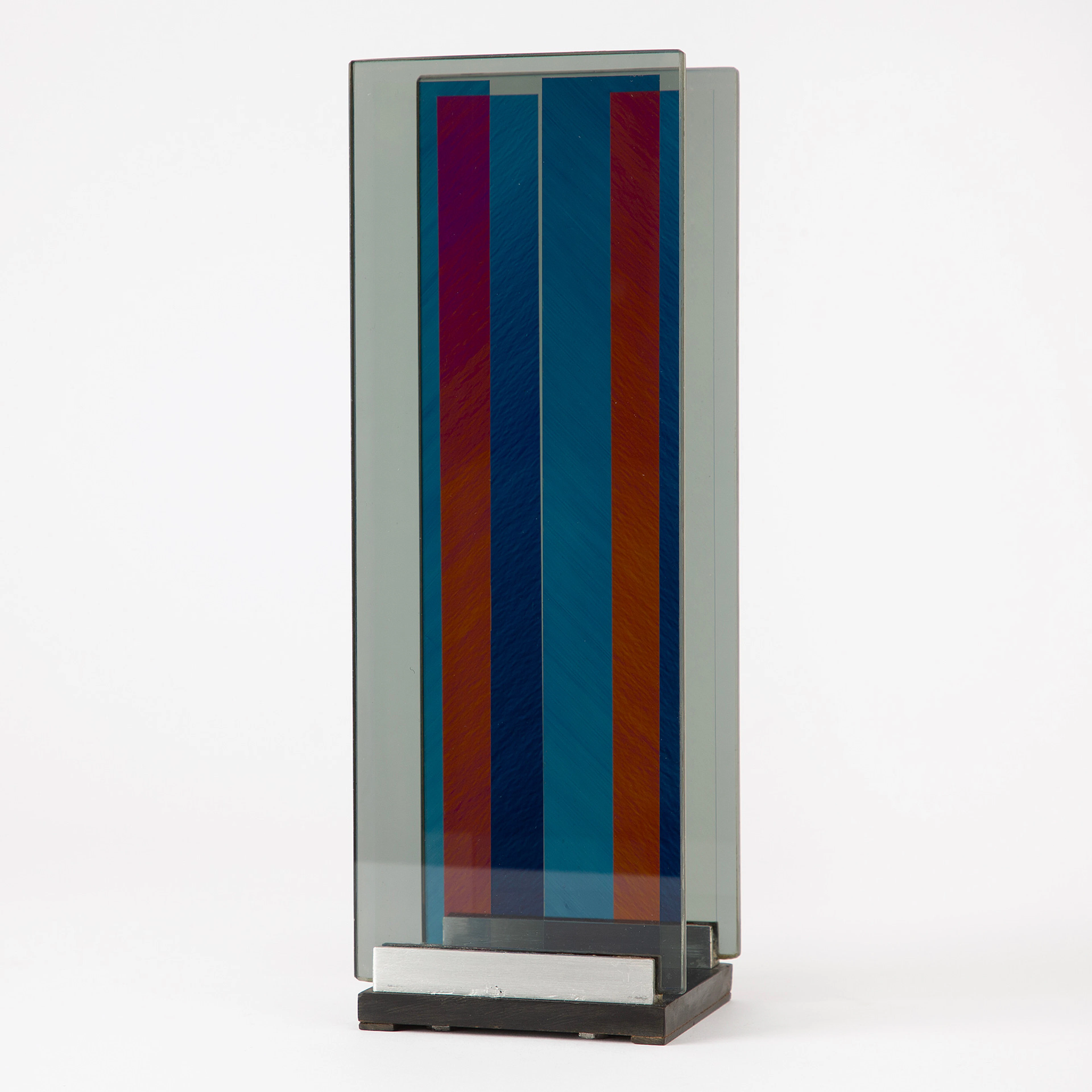 ERIC H OLSON. "Optochromi H-1".