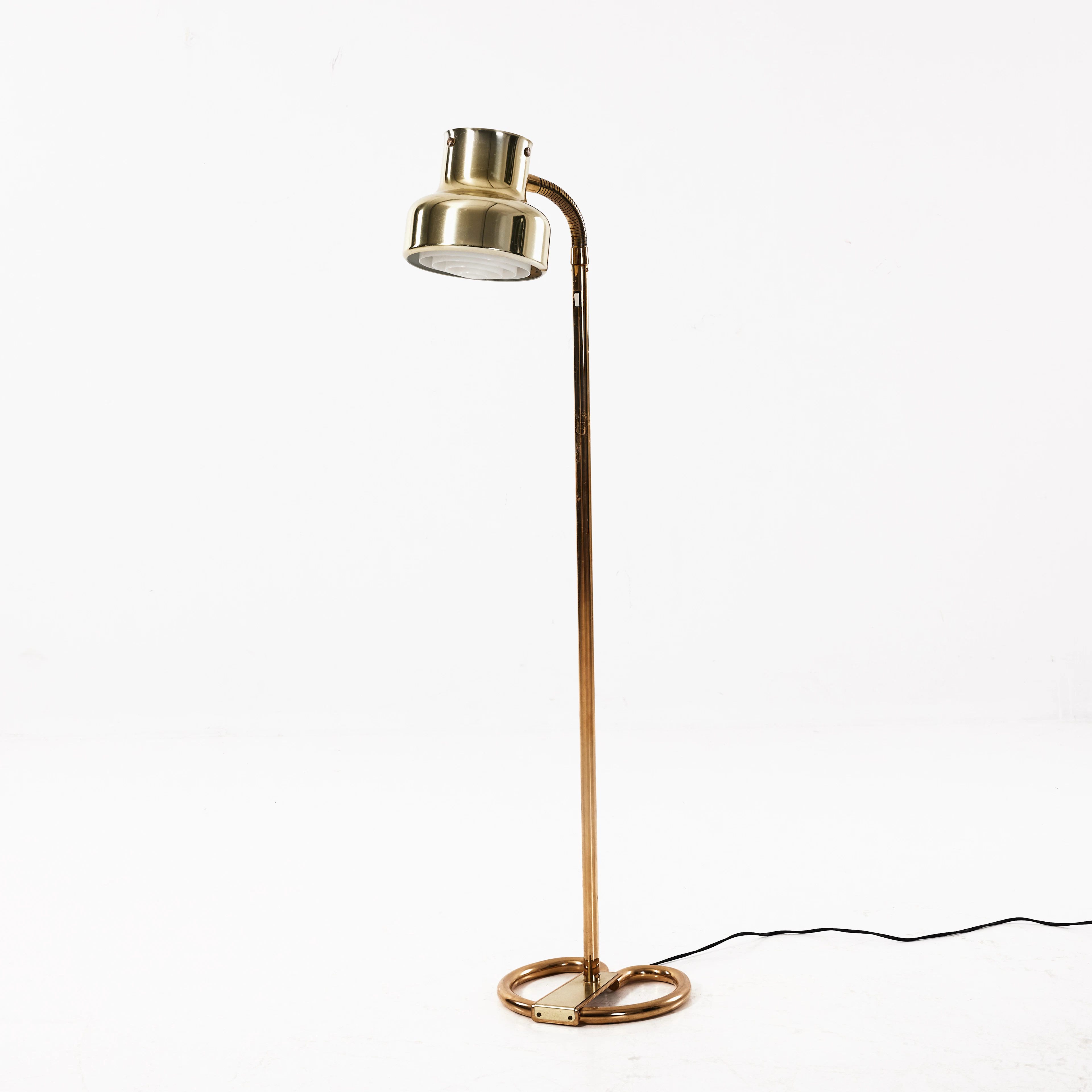 ANDERS PEHRSON. Golvlampa, "Bumling", Ateljé Lyktan, Åhus.