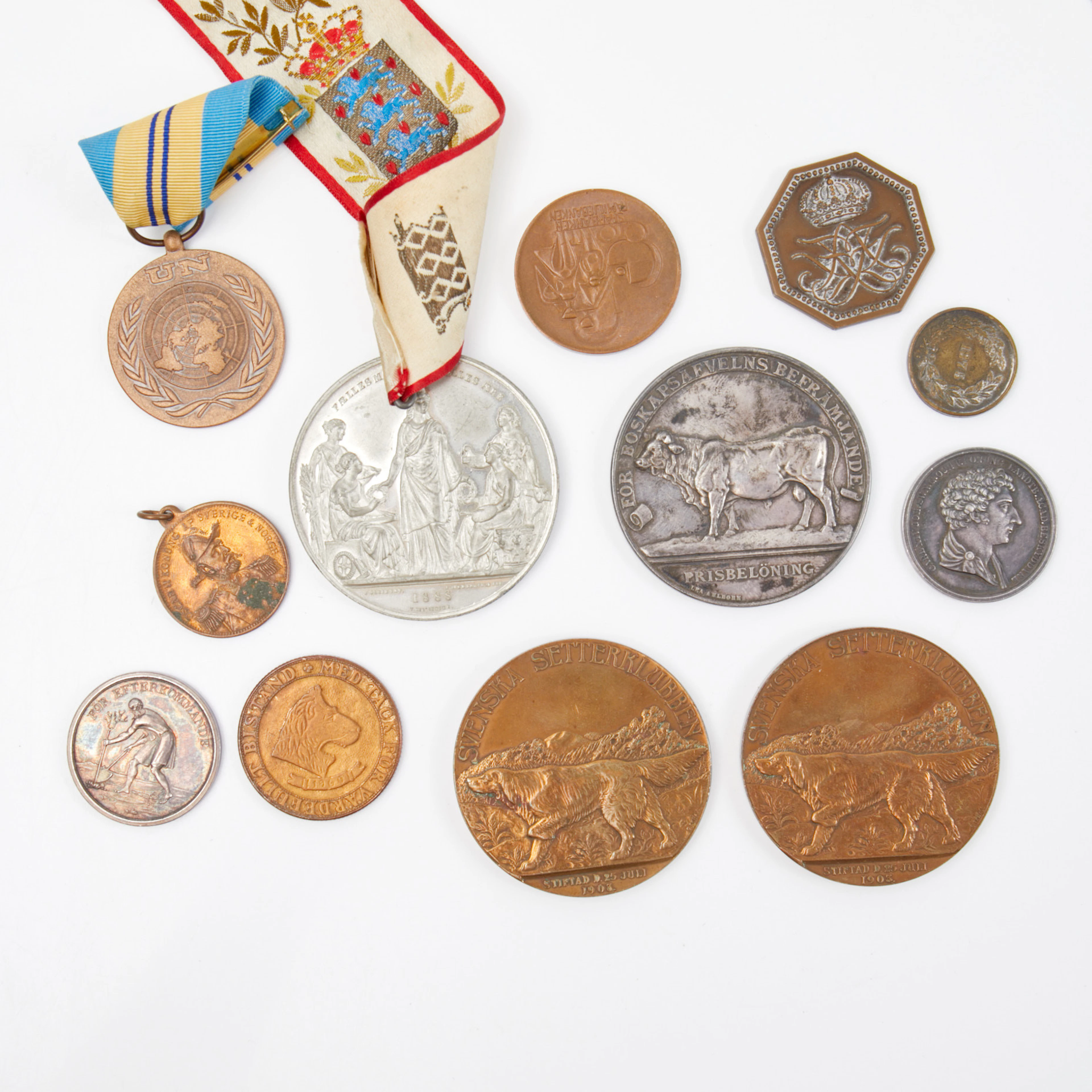 MEDALJER / MINNESMYNT, 12 st, 1800/1900-tal.