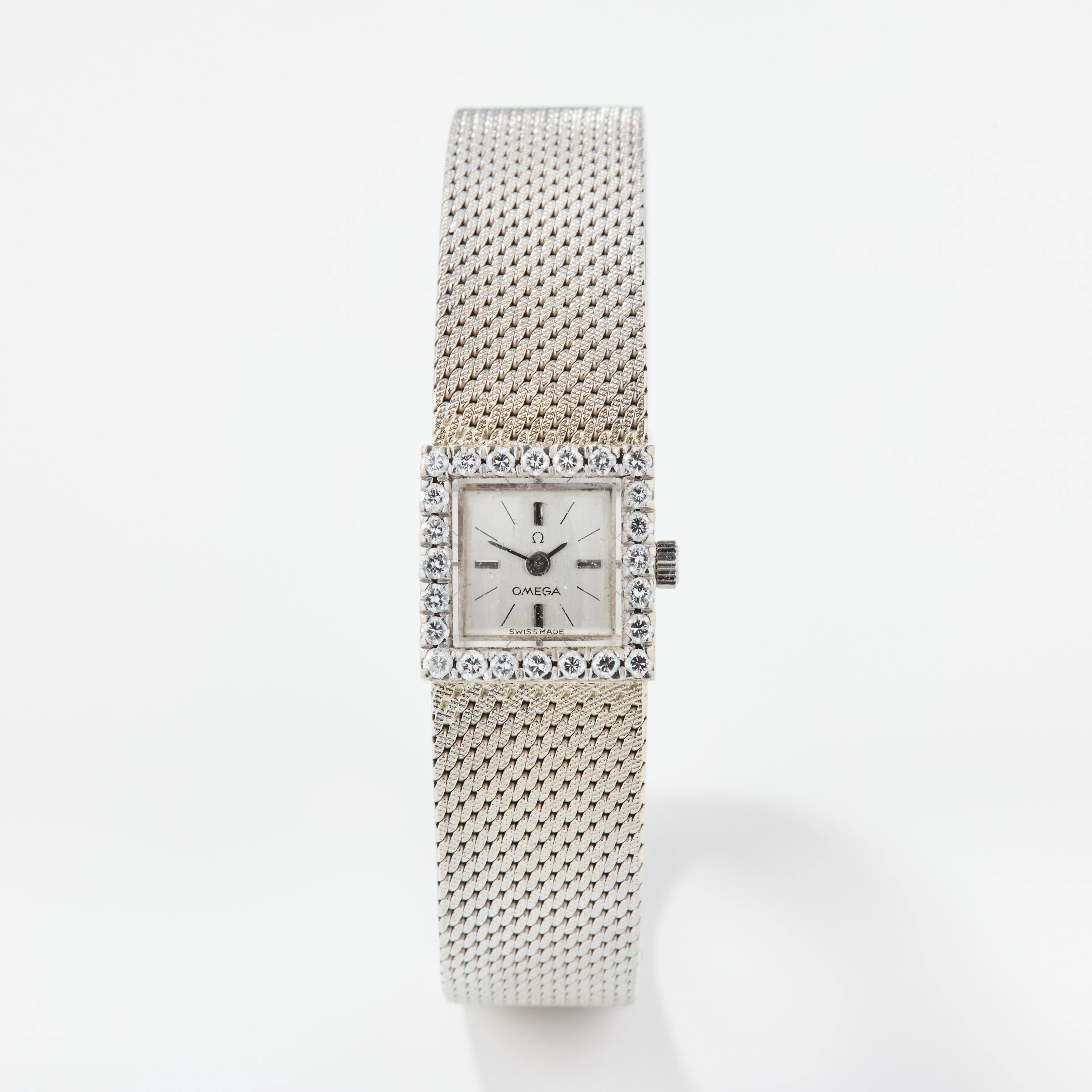 OMEGA, armbandsur, 14 x 14 mm, 18K vitguld, ca 1964.