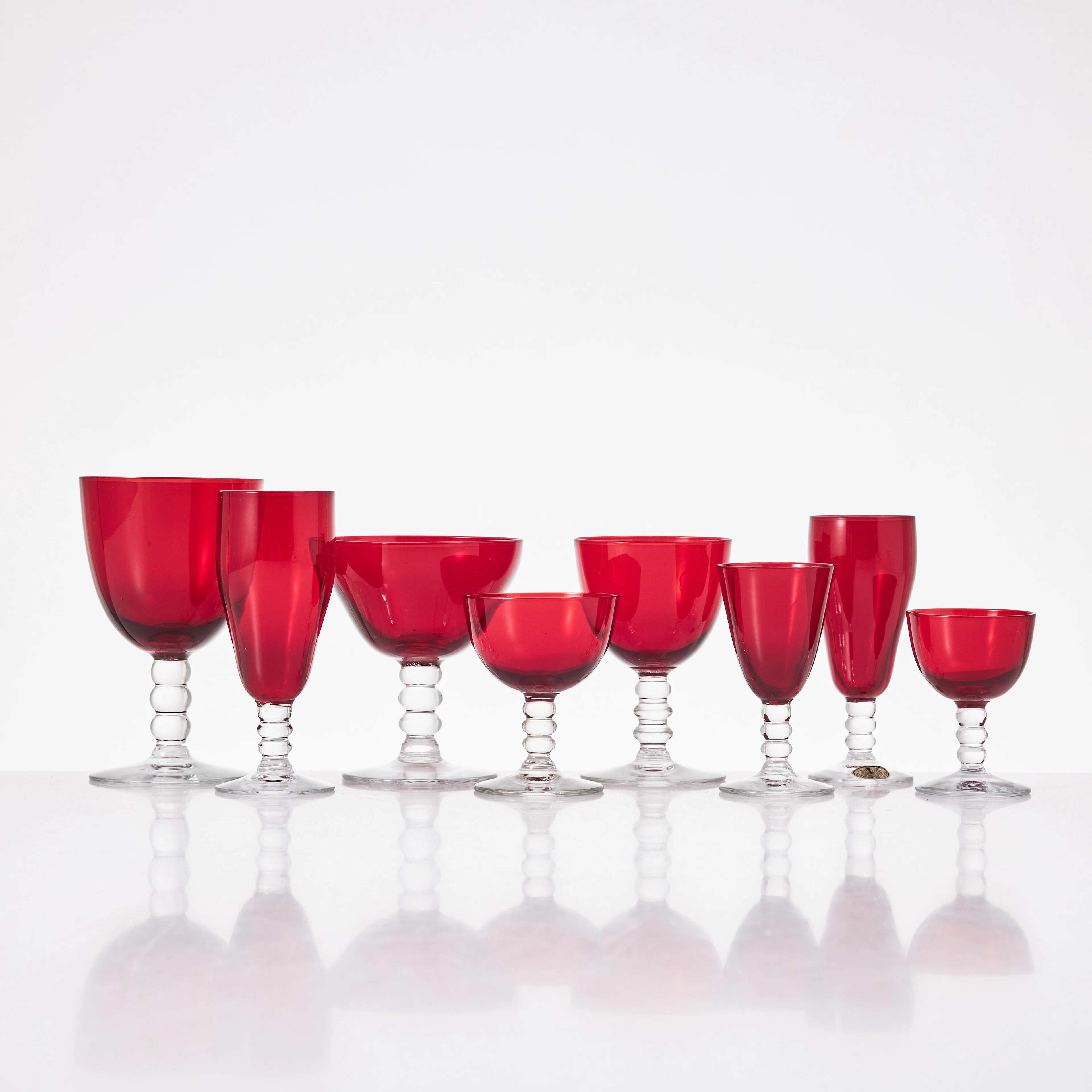 REIJMYRE GLASBRUK, servisglas, 32 stycken, klarglas med röd kuppa.