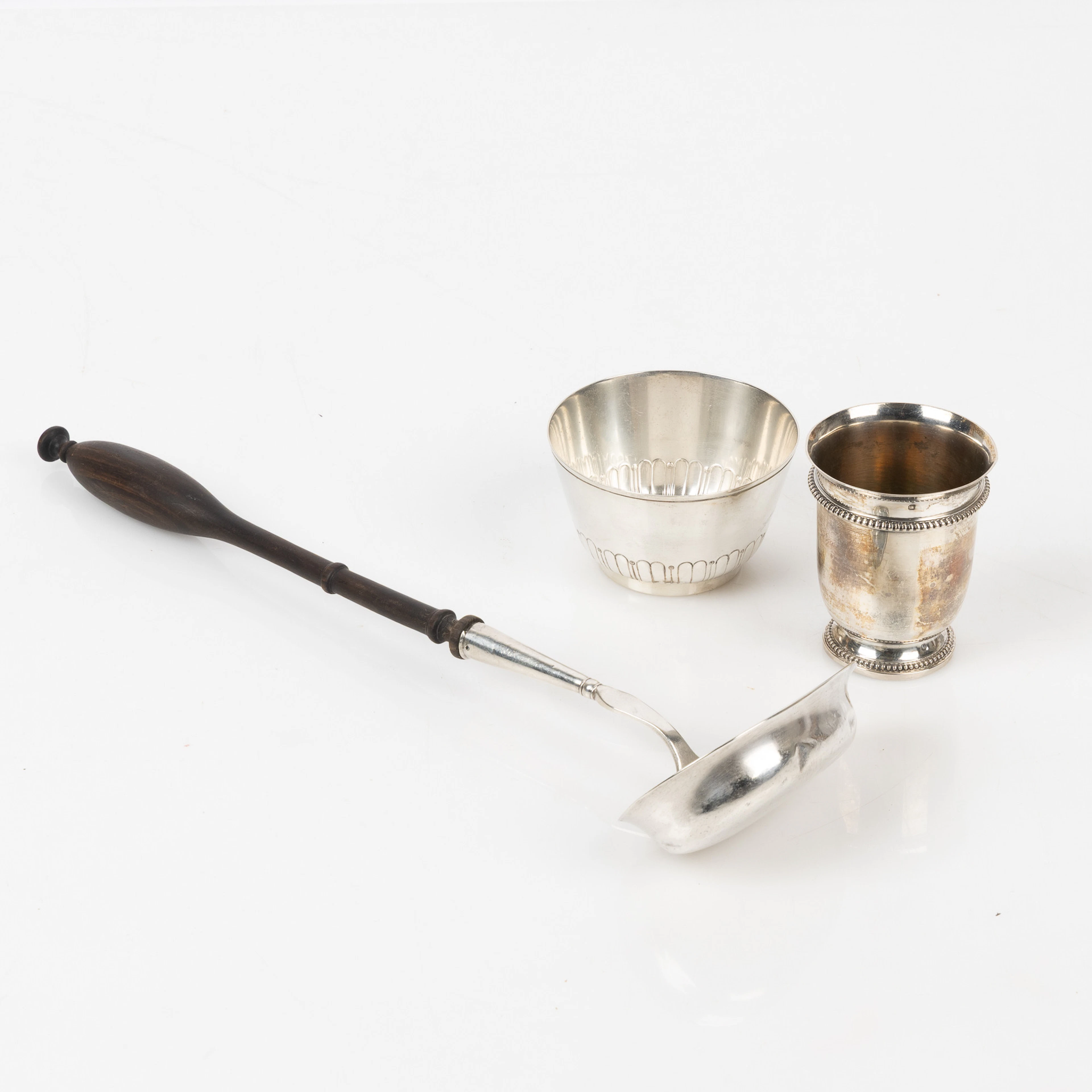BÄGARE, SKÅL & SOPPSLEV, 1800- / 1900-tal, silver.