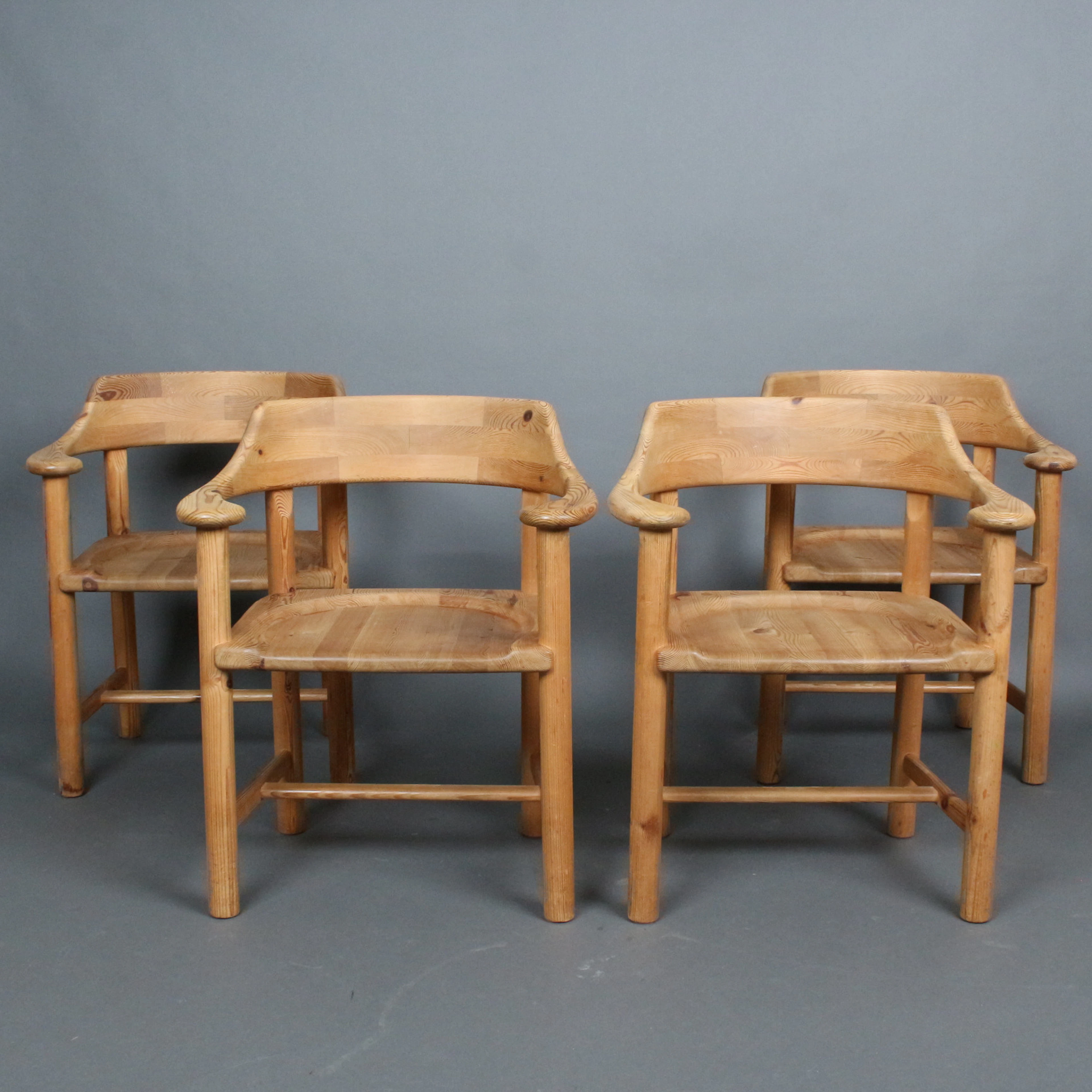RAINER DAUMILLER. für Hirtshals Savværk, 4er Set Stühle / Esszimmerstühle
