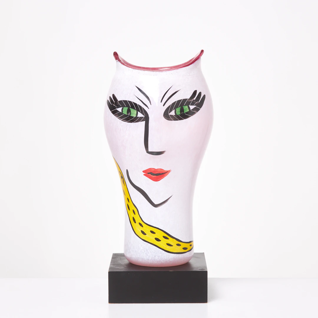 ULRICA HYDMAN-VALLIEN. Vas, "Open Minds", Kosta Boda, glas, målad