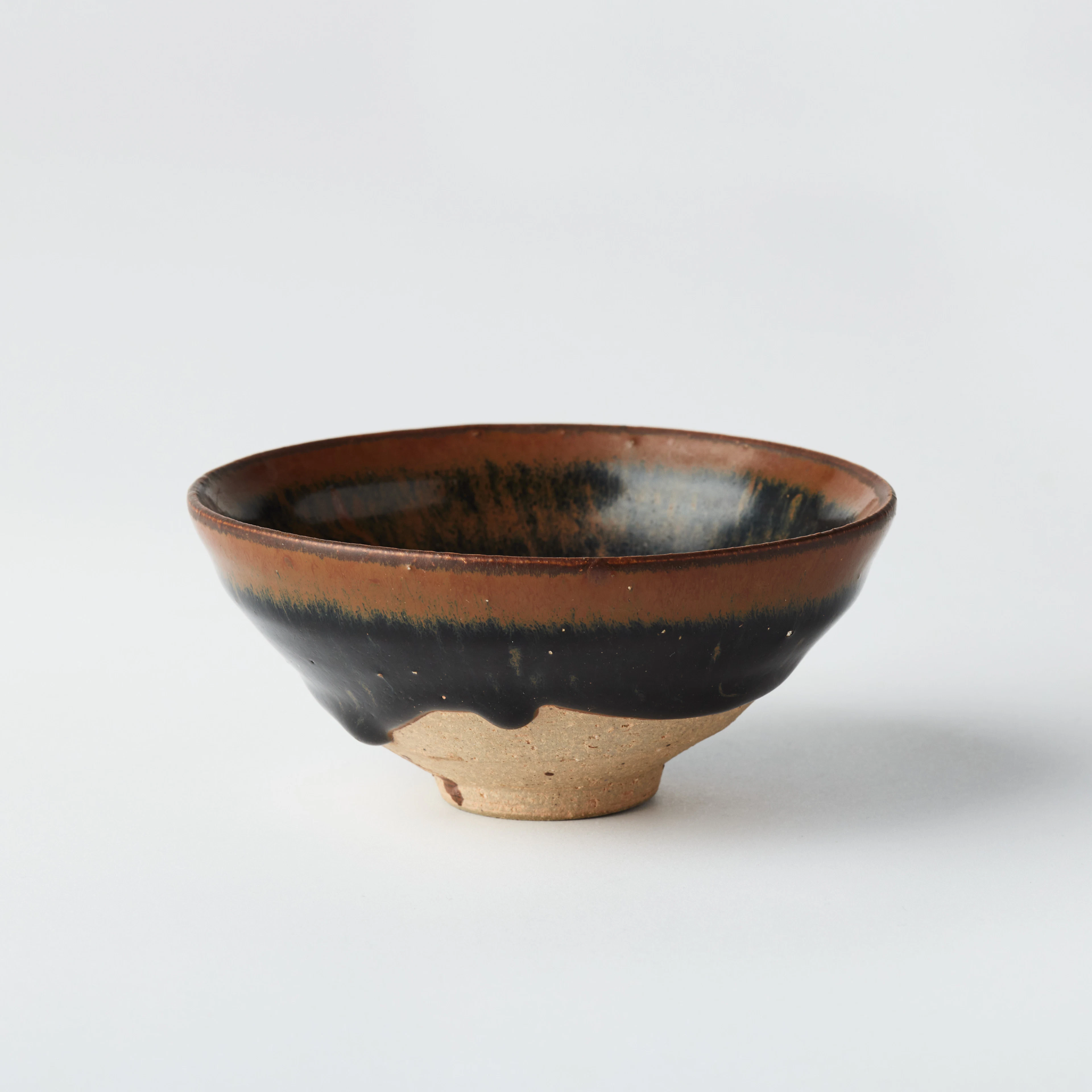 A Chinese Jian 'Hare’s Fur' Stoneware Tea Bowl.