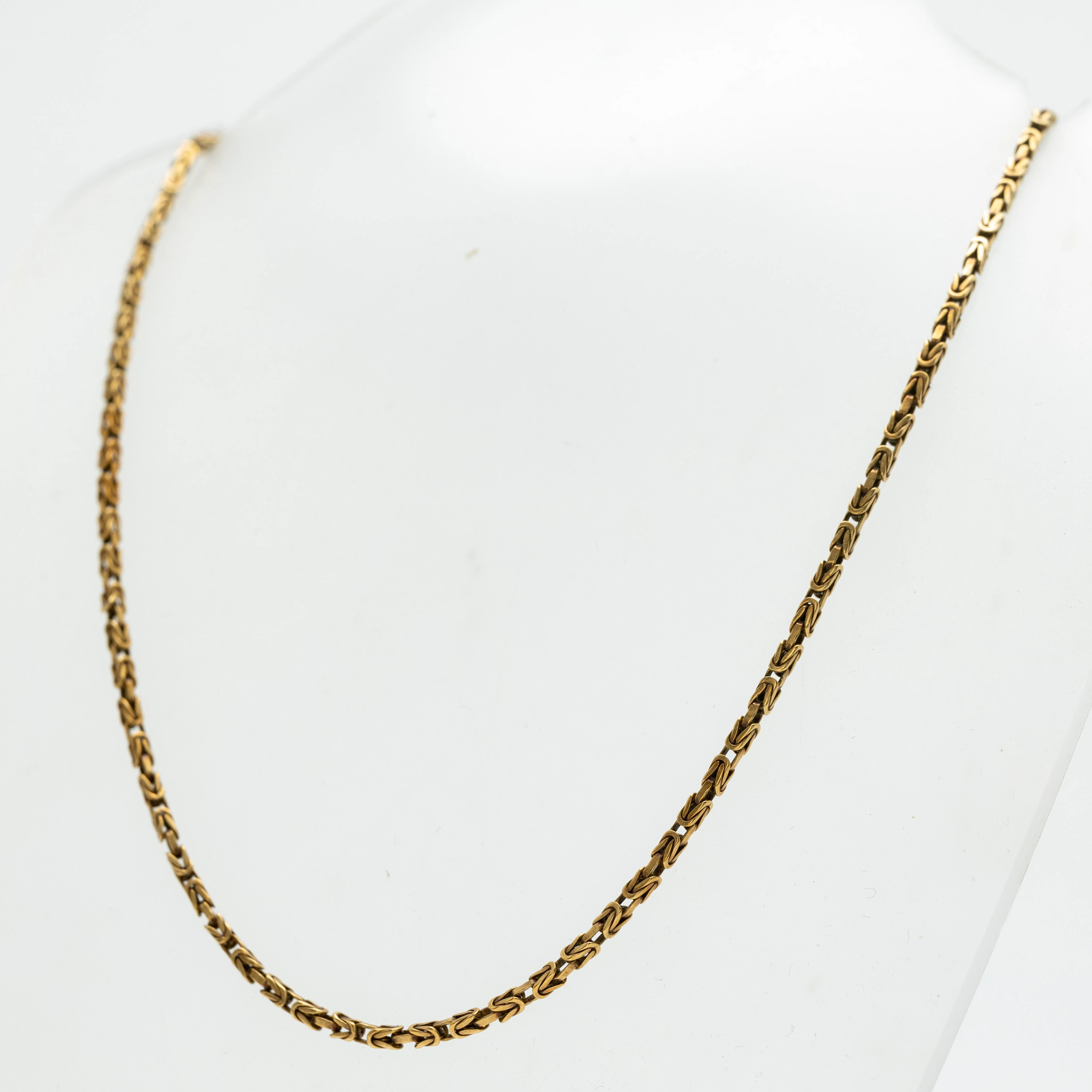 Gold-Kette.
