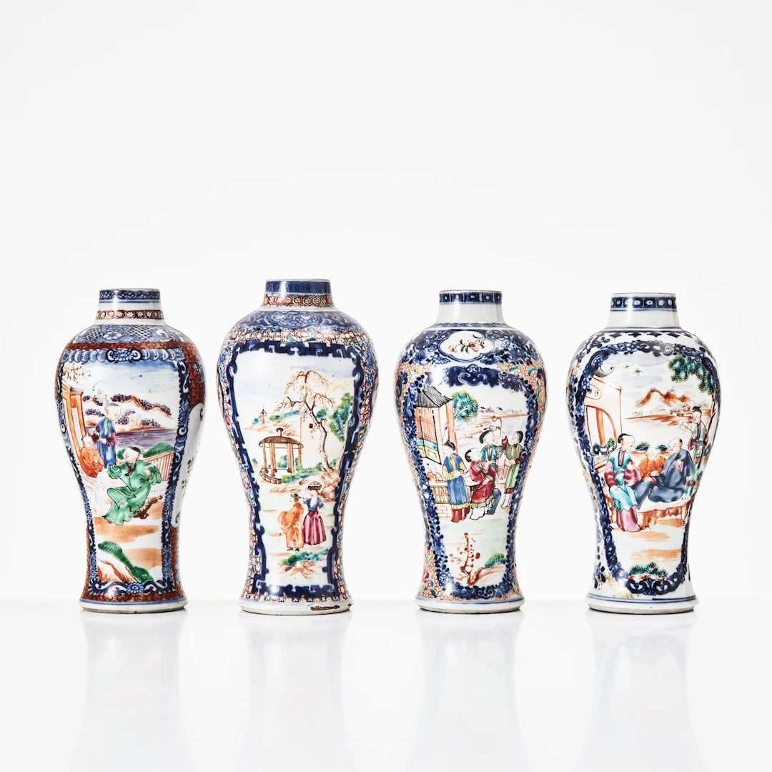 URNOR, 4 st., porslin, Kina, Qianlong (1736-1795), balusterformade