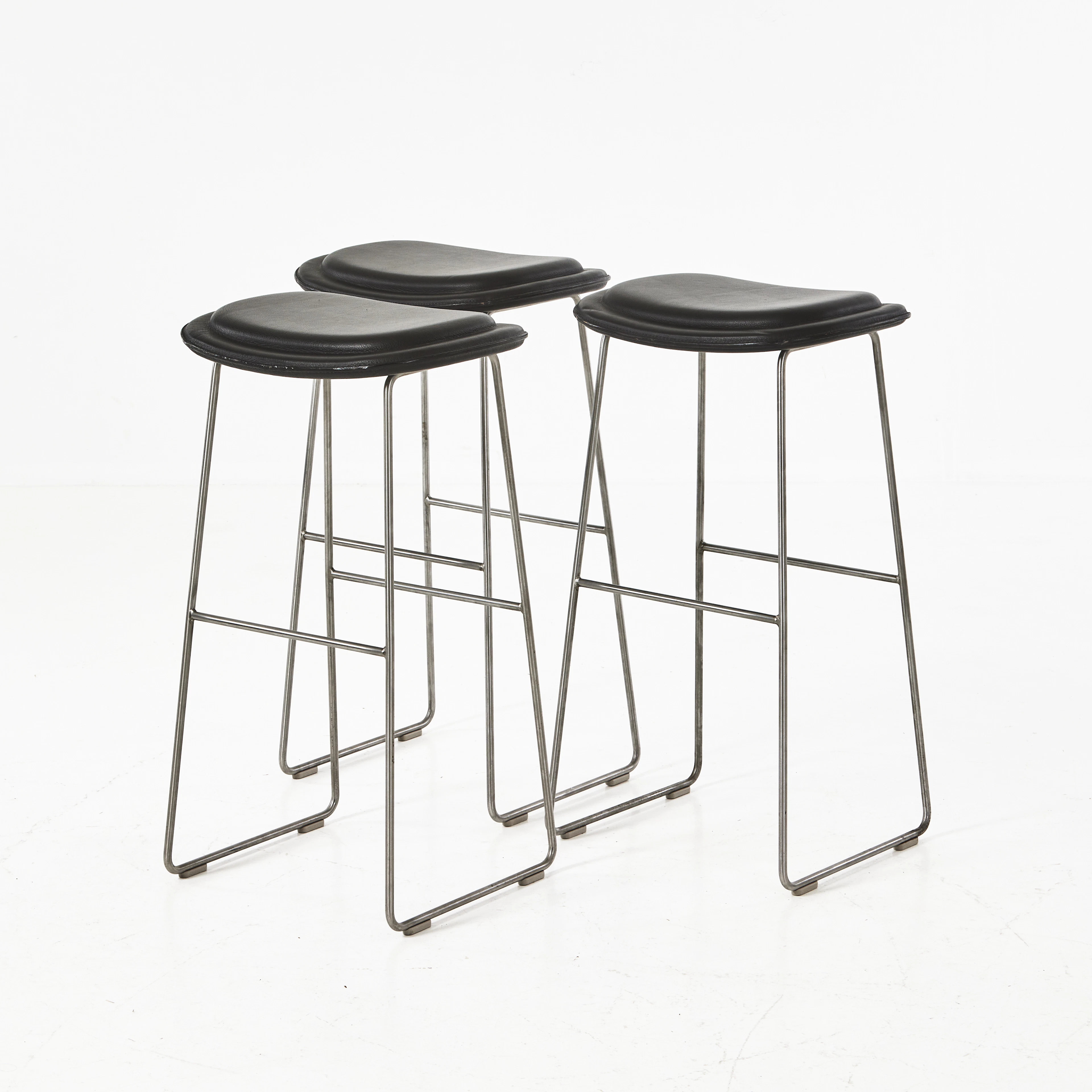 JASPER MORRISON. "Hi-Pad Stool", barstolar, 3 st, Cappellini, formgivningsår