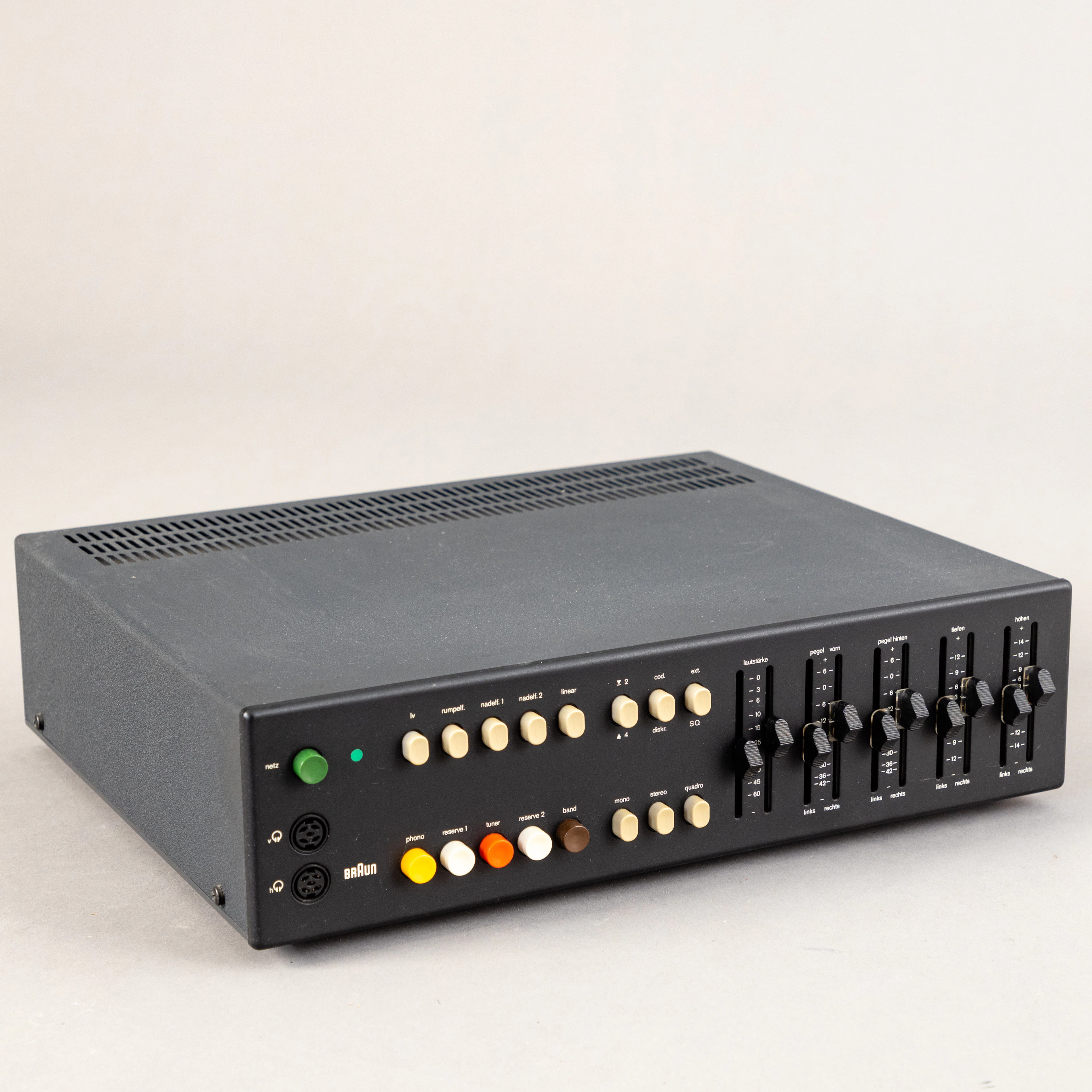 DIETER RAMS. Braun, Preamplifier with SQ decoder, CSQ 1020.