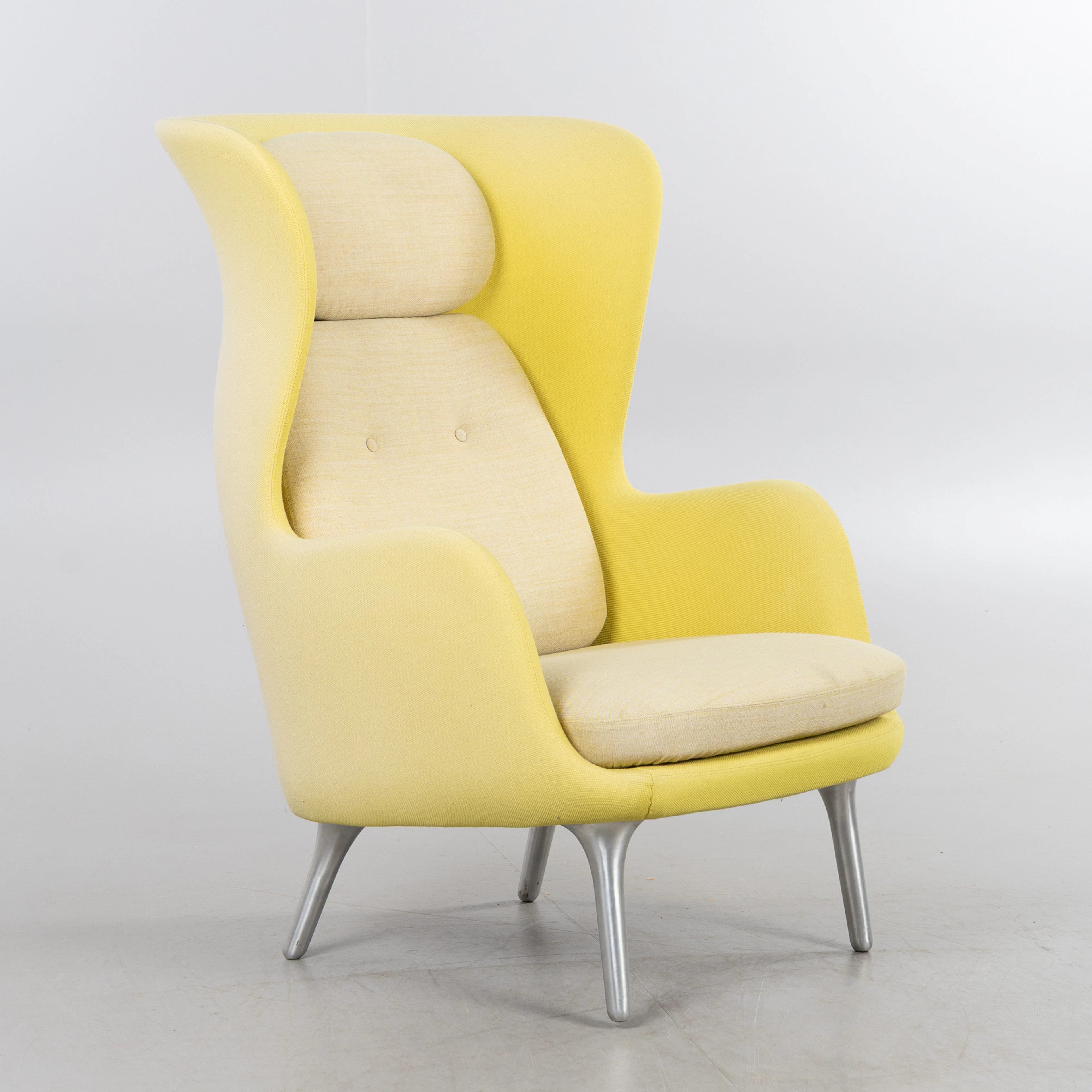 JAMIE HAYON. Fåtölj, "RO JH1" för Fritz Hansen.