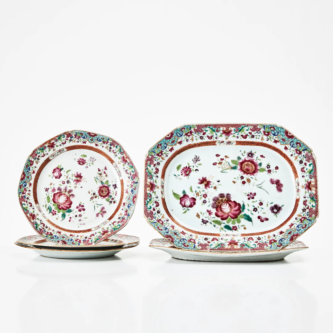 FAT, TALLRIKAR, 6 dlr., porslin, Kina, Qianlong (1736-1795), famille