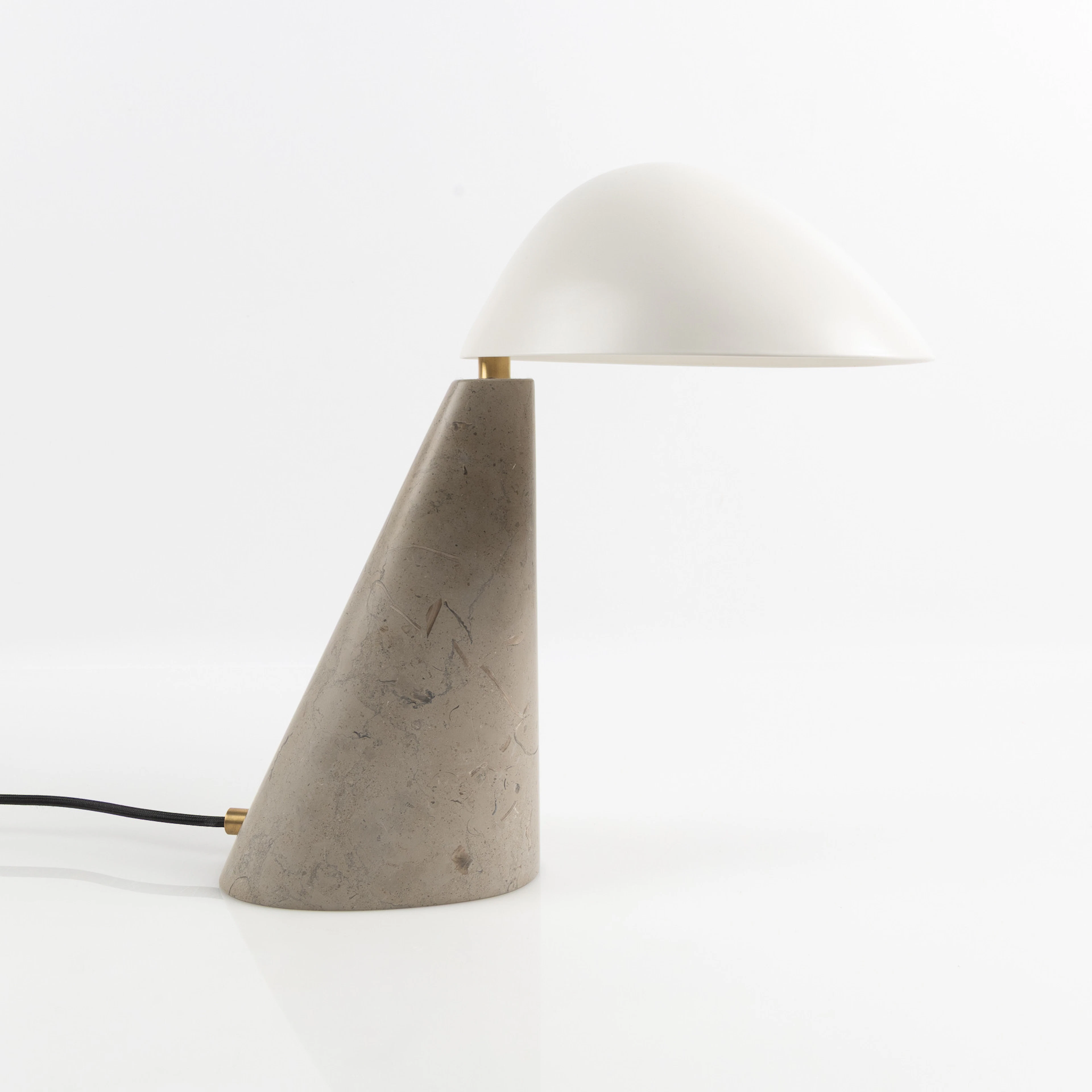 BORDSLAMPA, "Fellow", SPACE Copenhagen för Fredericia Furniture, 2020.