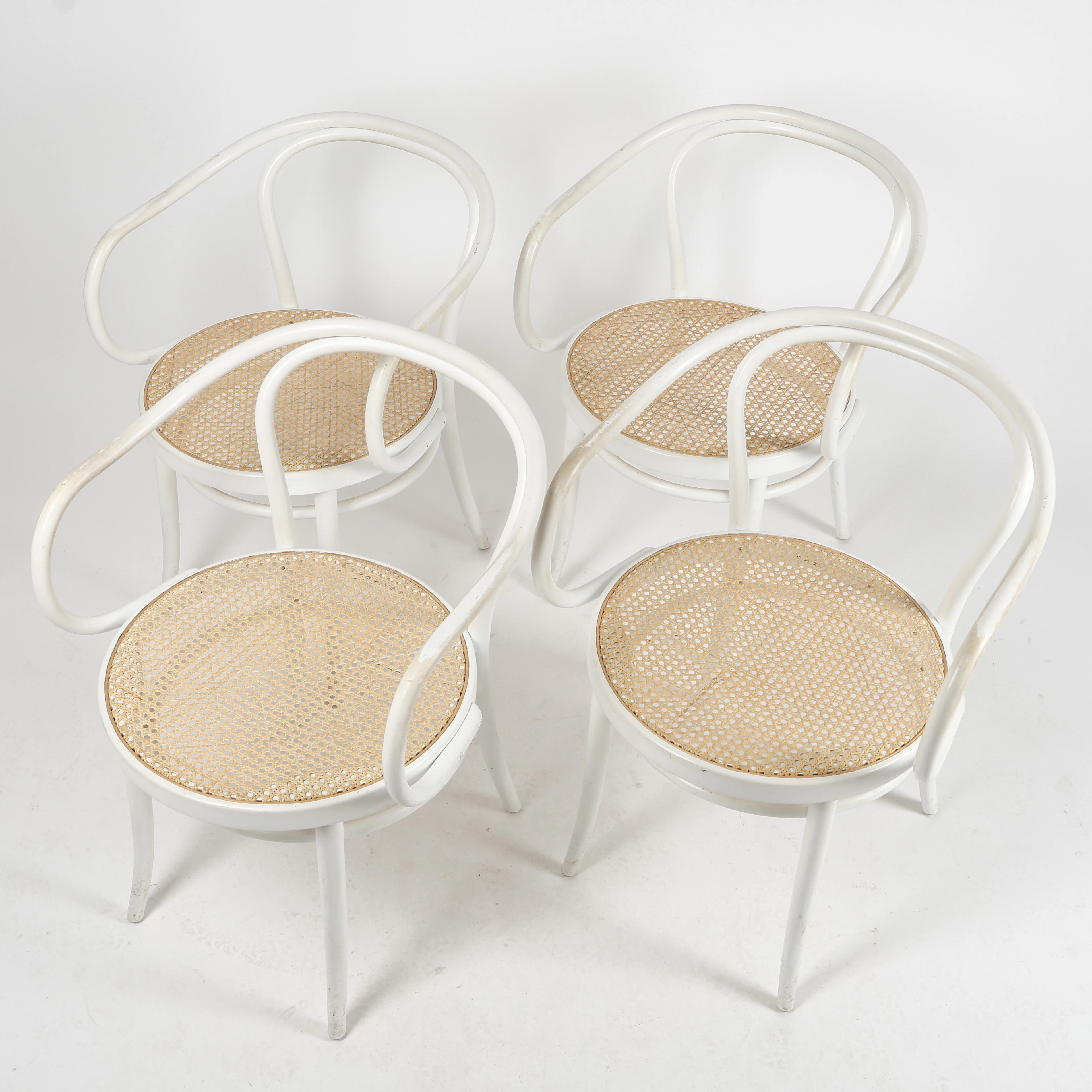 MICHAEL THONET. Karmstolar, 4 st "No 30" Ton.