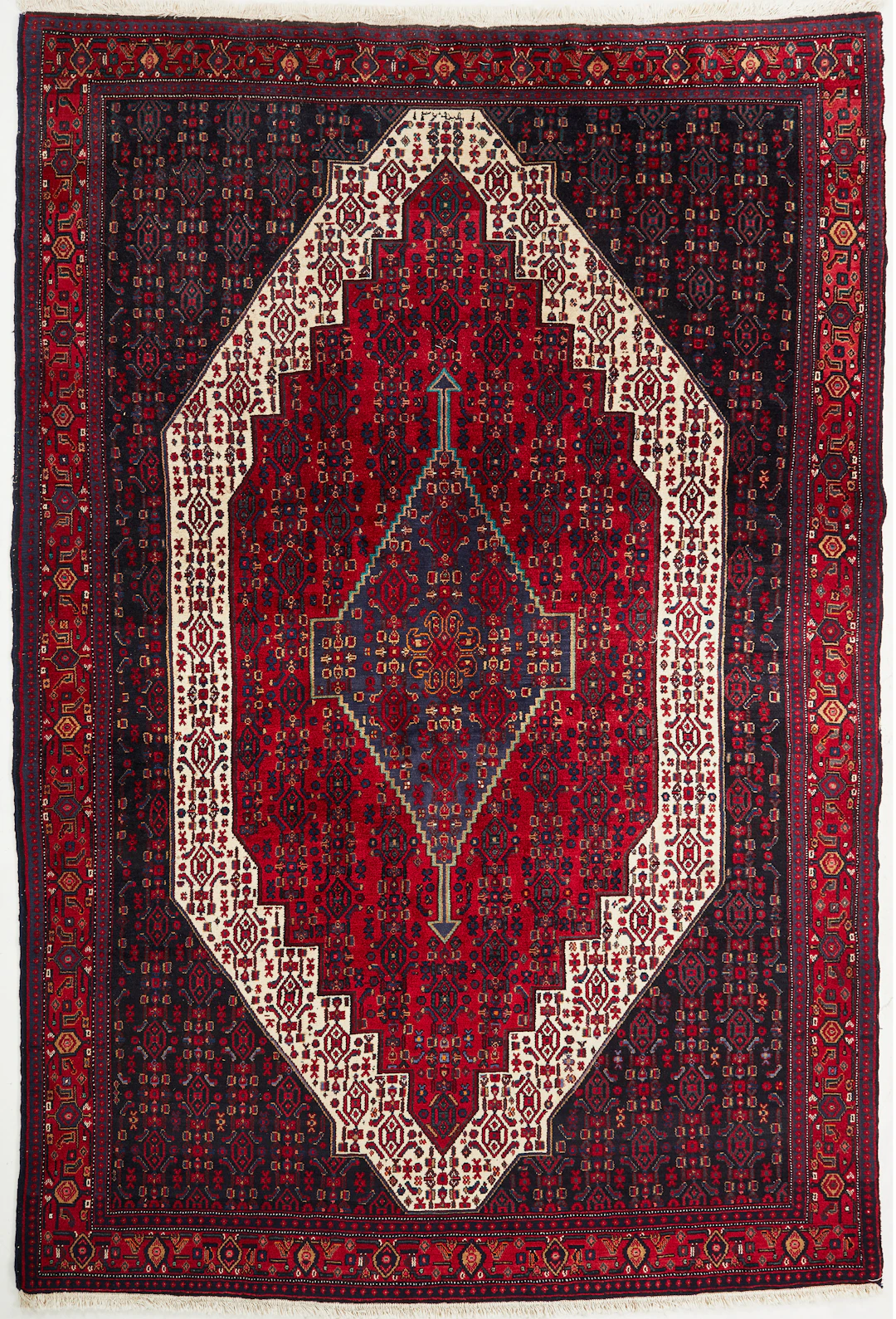 ORIENTMATTA. Senneh, ca 310x210 cm.