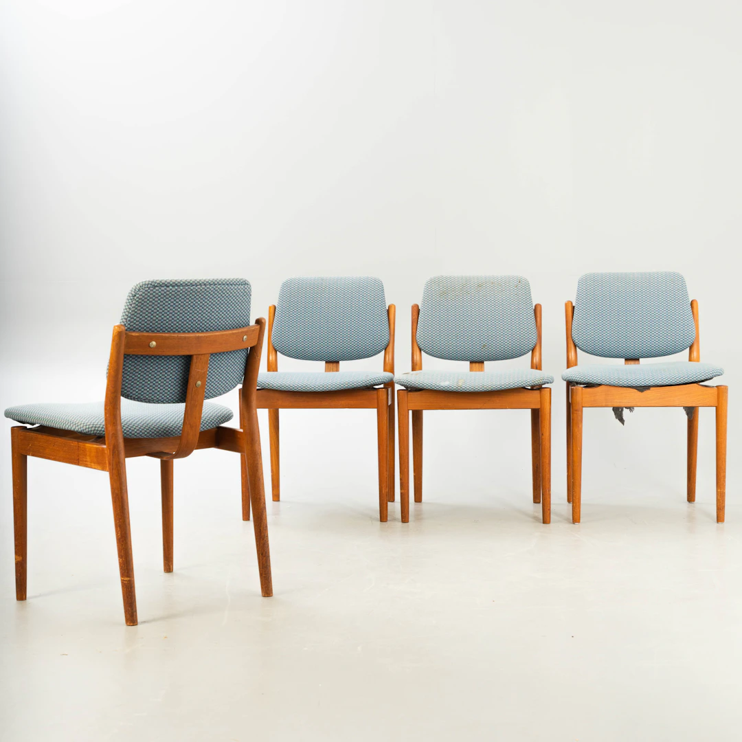 ARNE VODDER. vier Stühle für Sibast, Dänemark, 1960er Jahre (4).