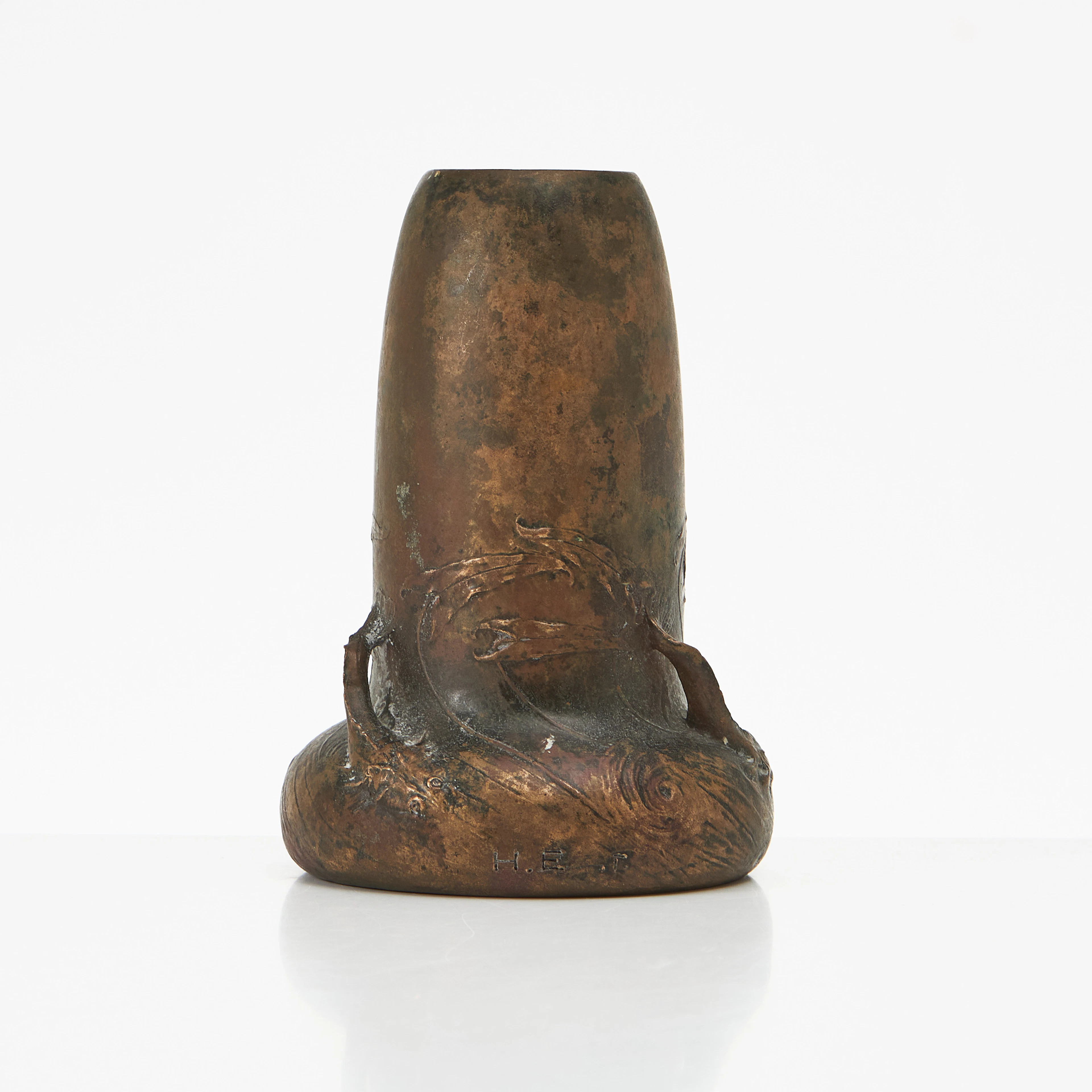 HUGO ELMQVIST. Vas, brons, monogramsignerad H.E-t, stämplad i botten