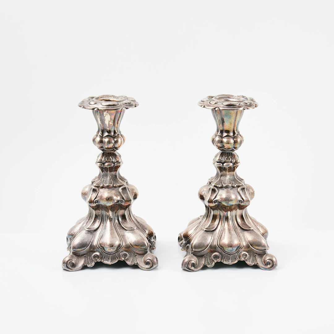 LJUSSTAKAR. 1 par, barockstil, silver, fylld fot, svensk exportstämpel
