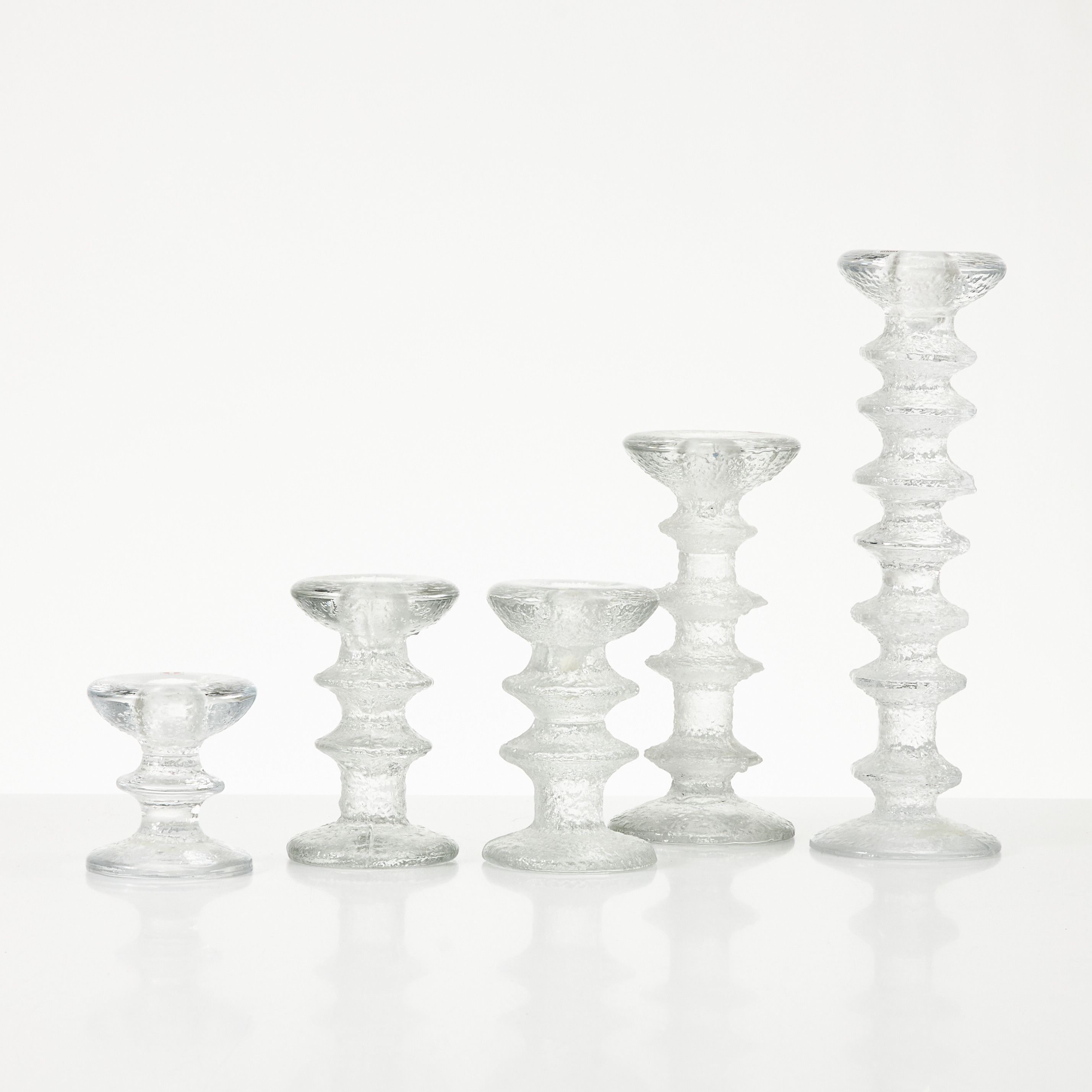 TIMO SARPANEVA. "Festivo", ljusstakar, 5 st, Iittala, formgivningsår 1966.