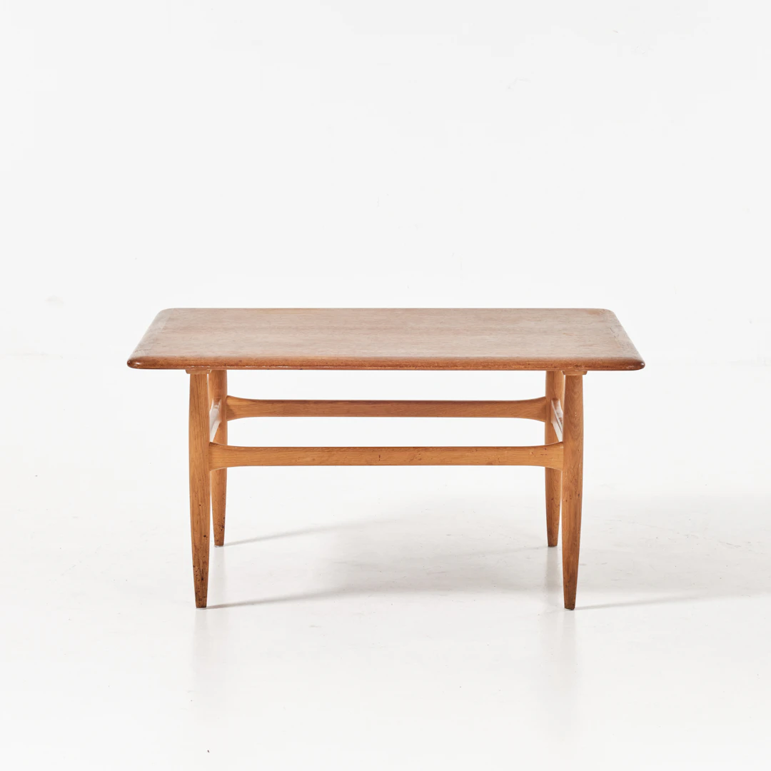 KURT ØSTERVIG. Soffbord, Jason Møbler, Danmark, 1960-tal, ek, modellnr 195.