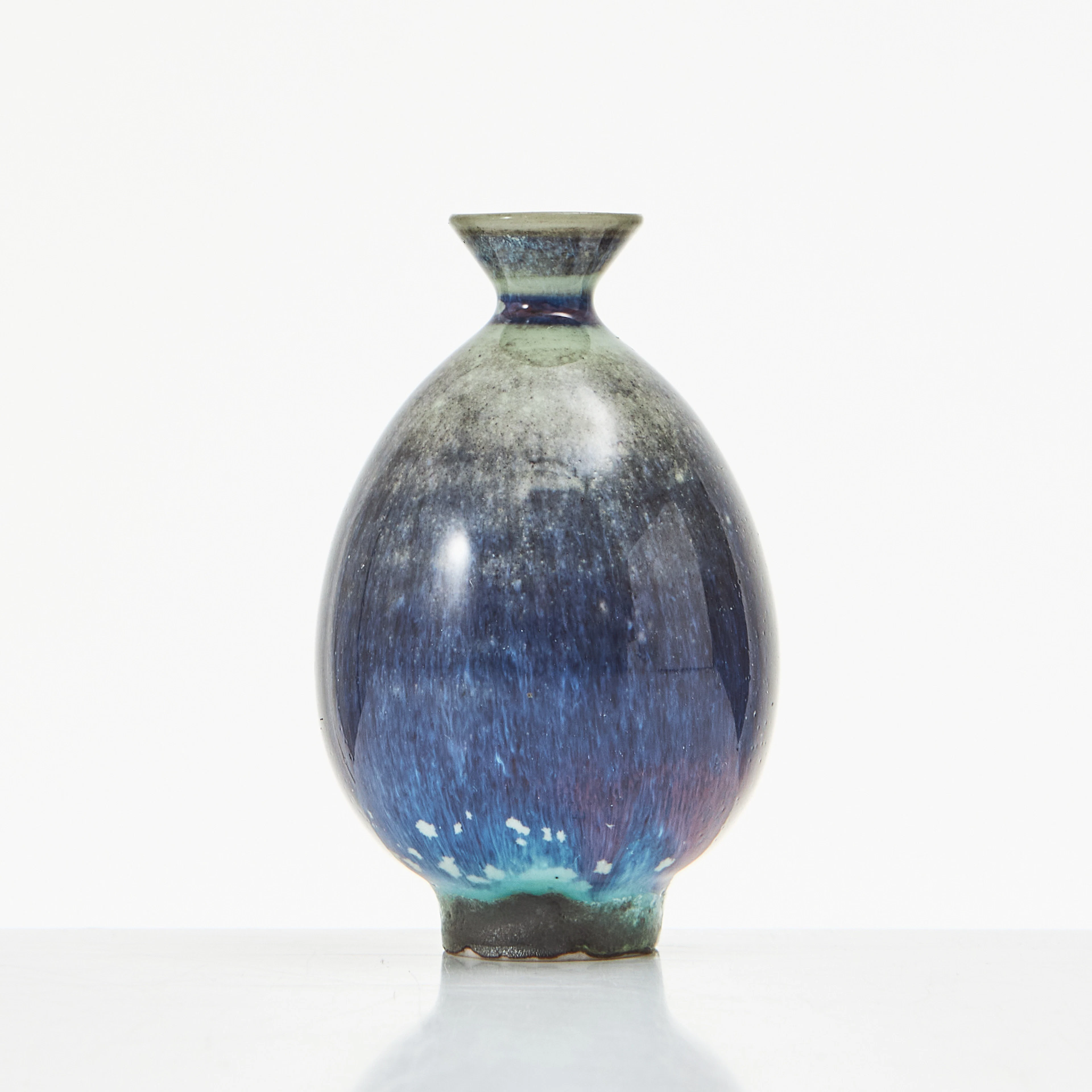 BERNDT FRIBERG. Miniatyrvas, stengods, signerad, Gustavsberg Studio.
