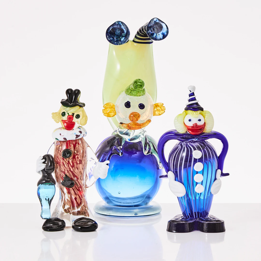 FIGURINER, 3 st, Italien 1900-talets andra hälft, glas i polykroma